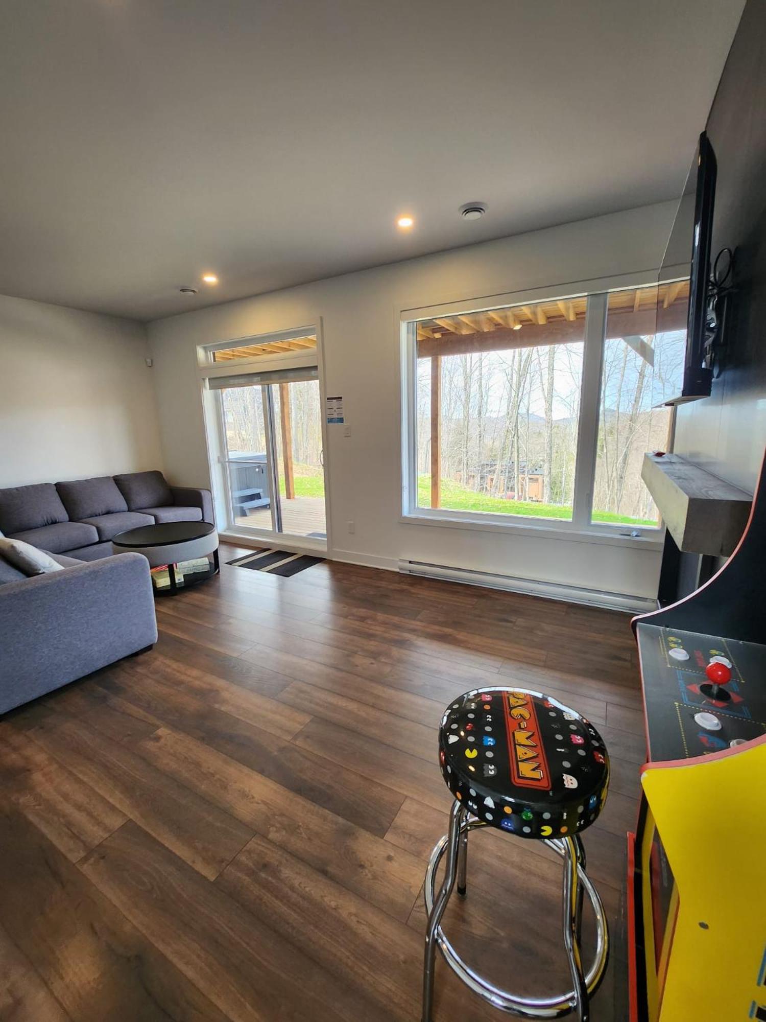 Bellaria with Private Spa, Ski