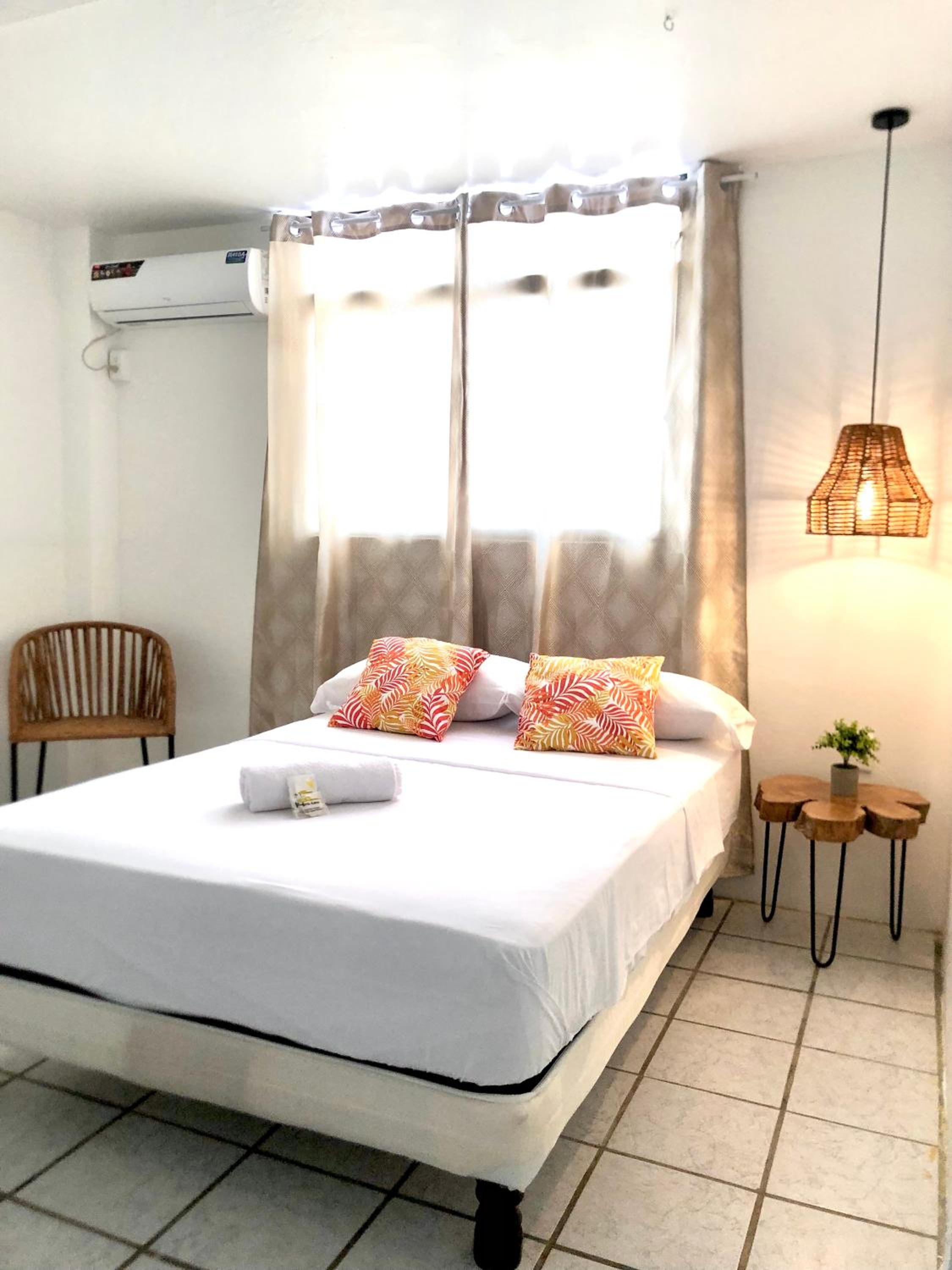 HOTEL PLAYAS PERDERNALES ECUADOR