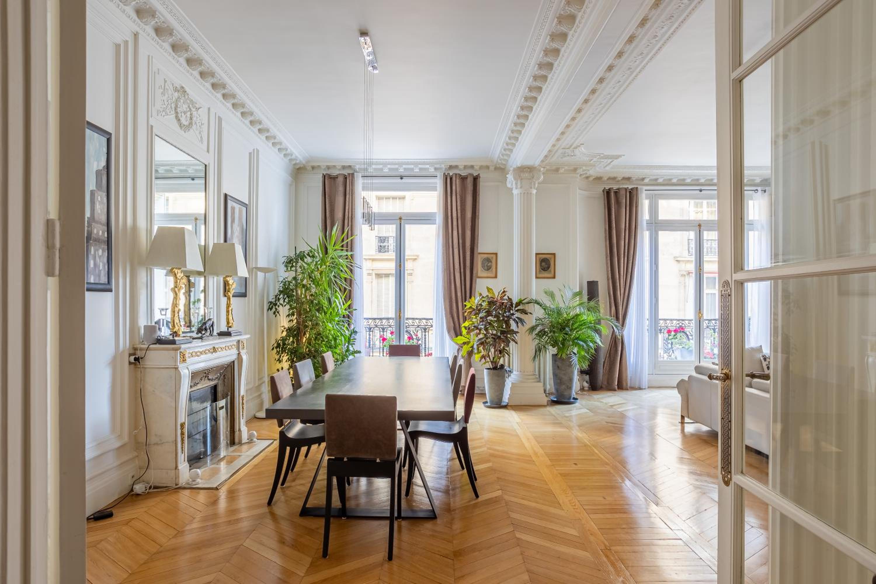 Prestigious Appartement Trocadero