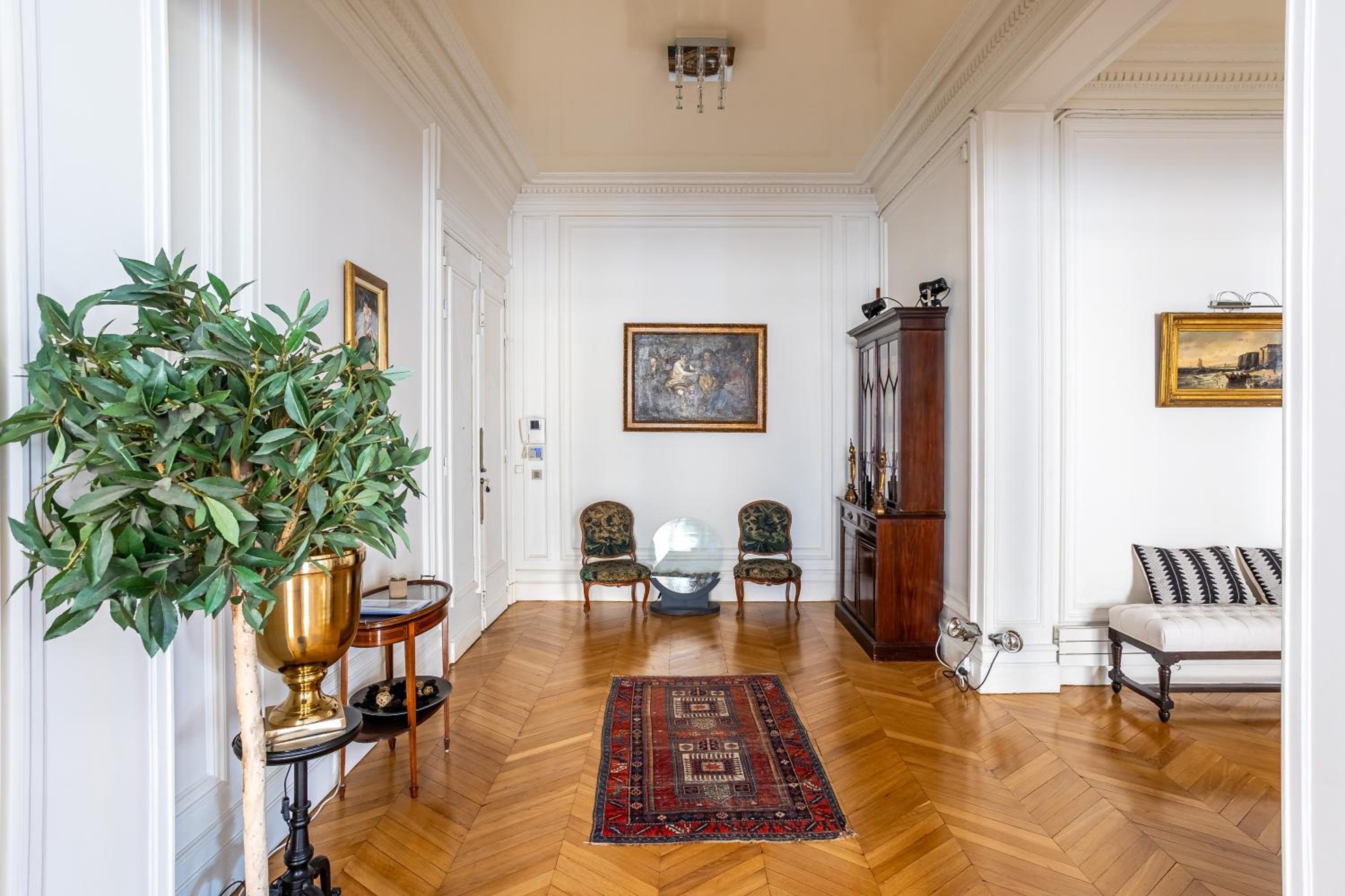 Prestigious Appartement Trocadero