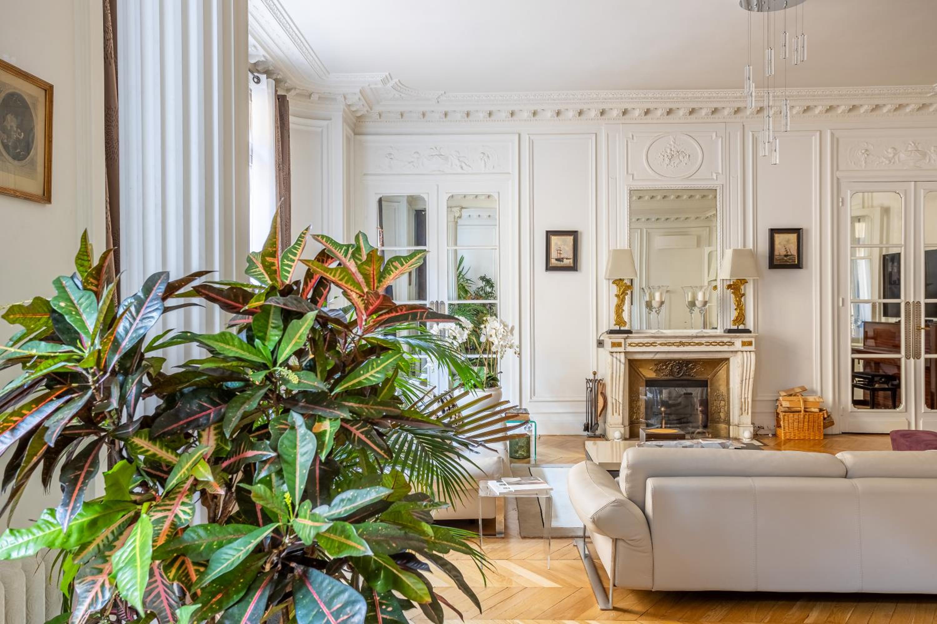 Prestigious Appartement Trocadero