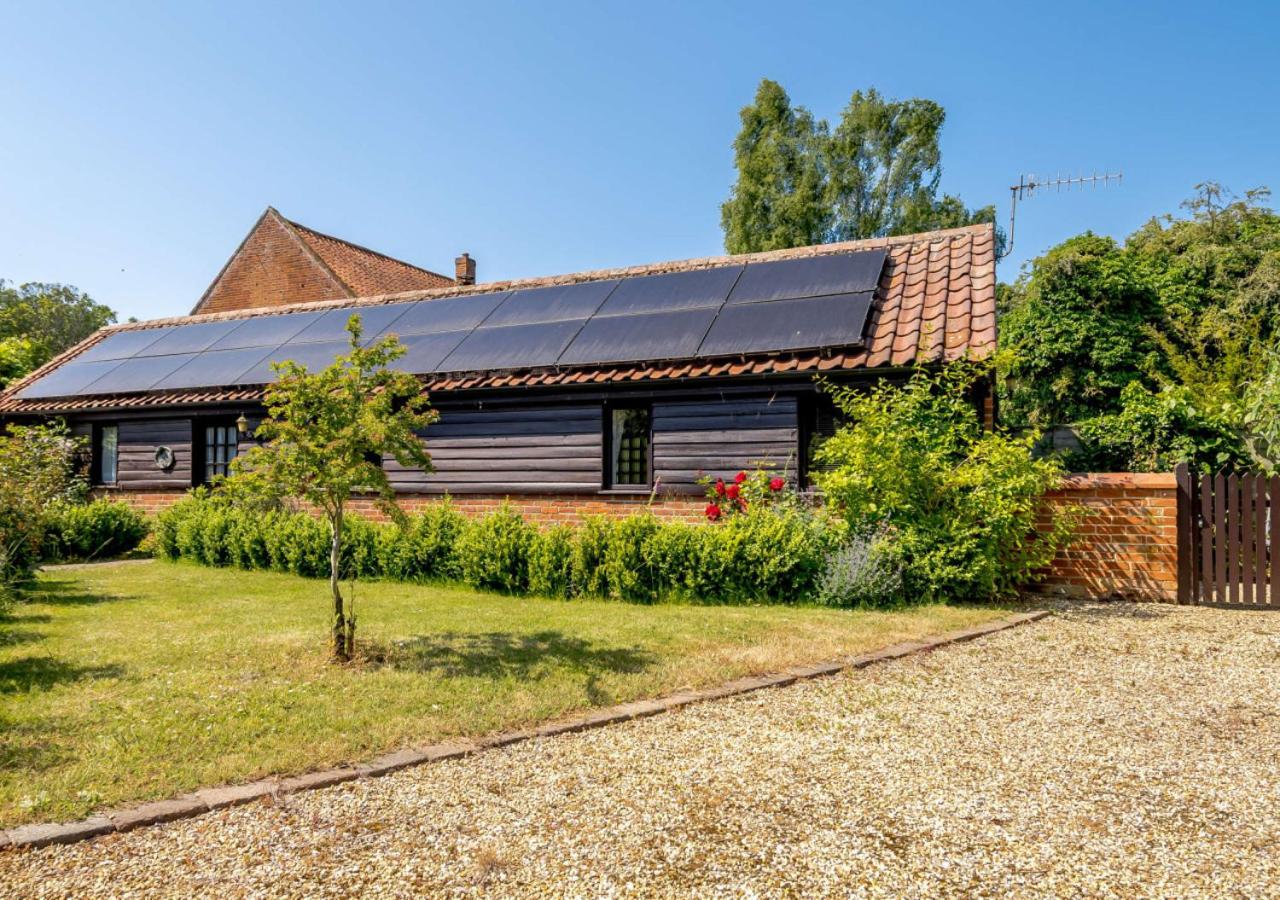 Farnham Vacations - The Cartshed at Farnham Barn - Property Image 1