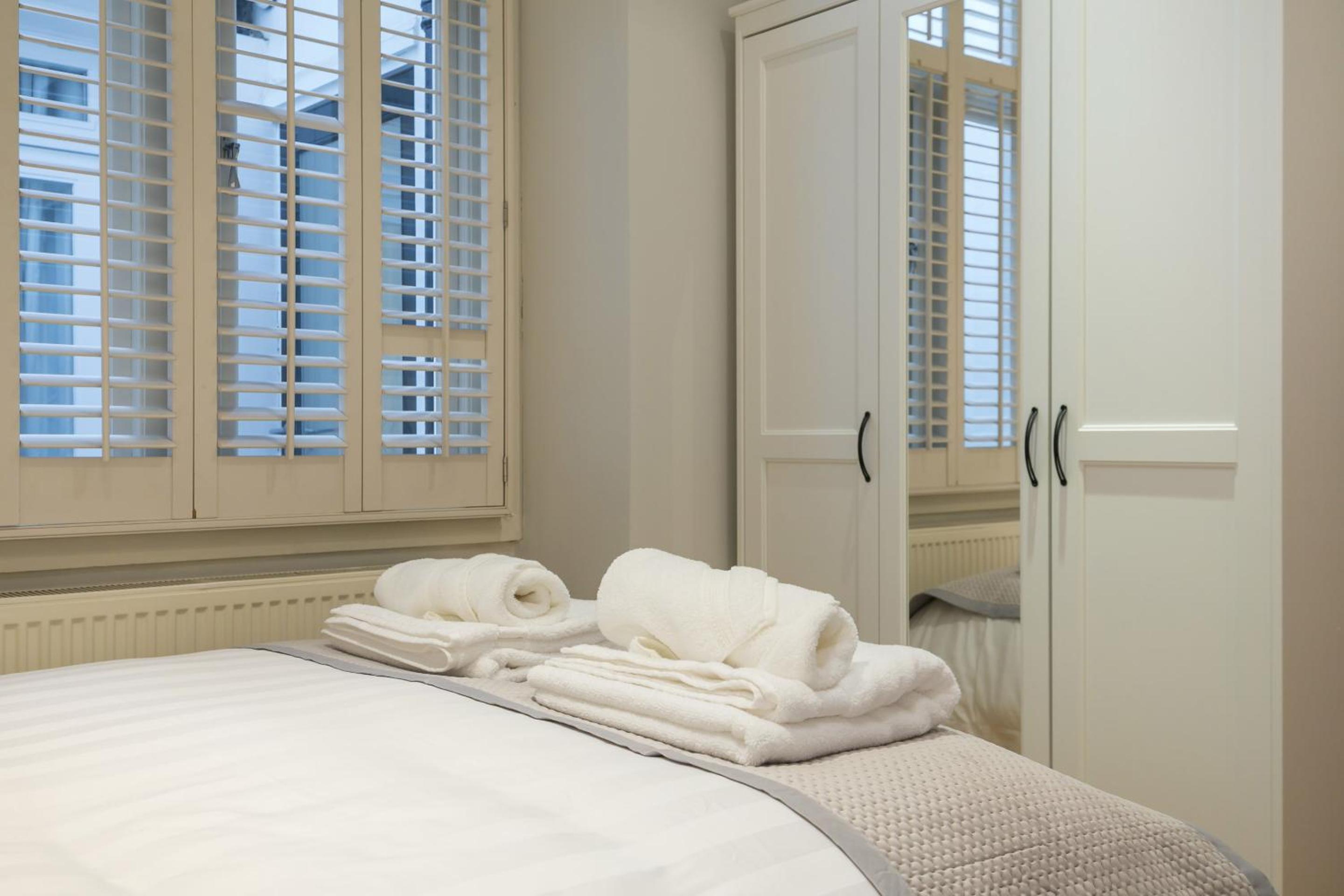 The Notting Hill Residence - 2 BR Apartment Close to Hyde Park