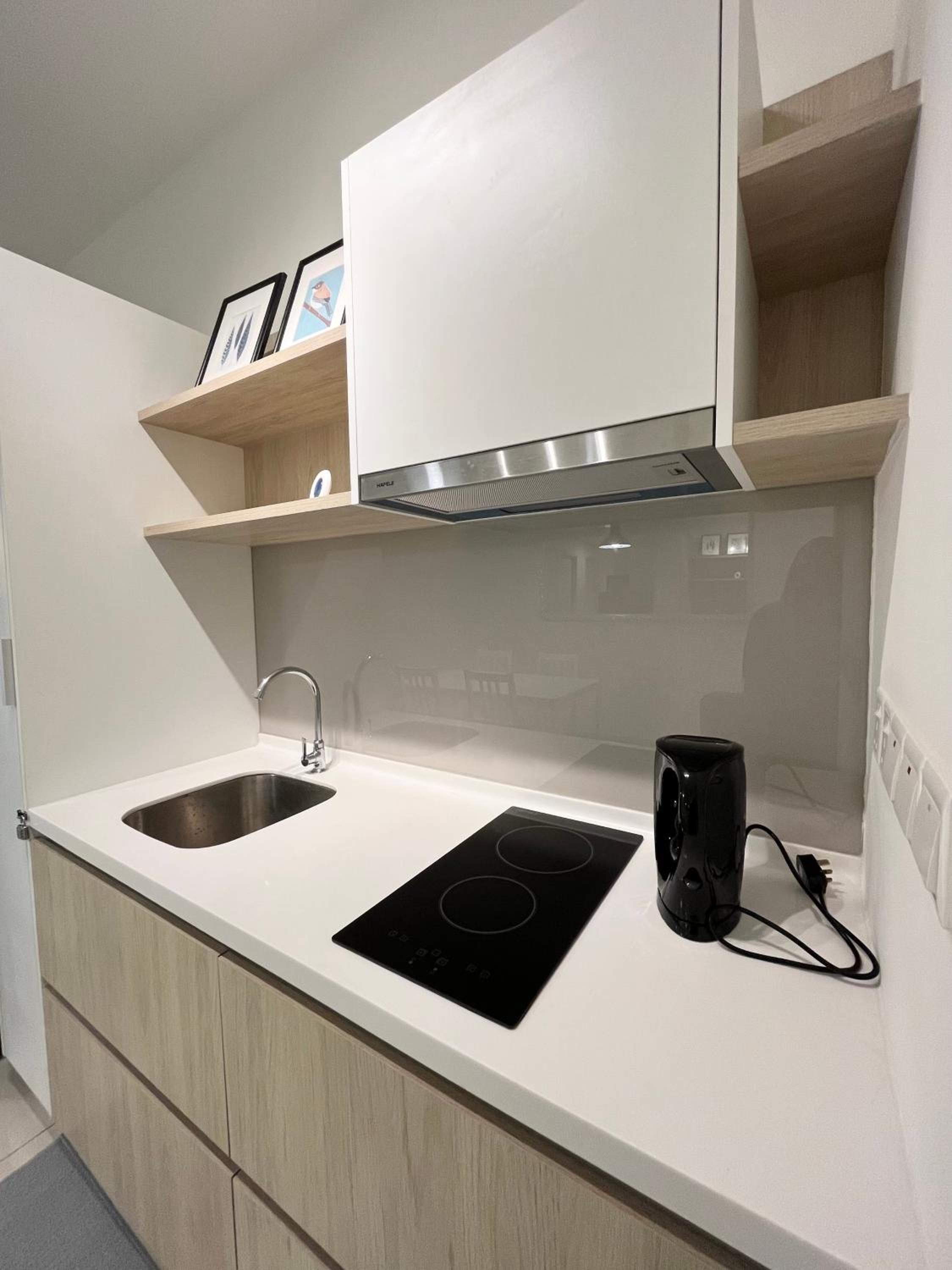 COMFY SKY SUITE Free Wifi & Netflix