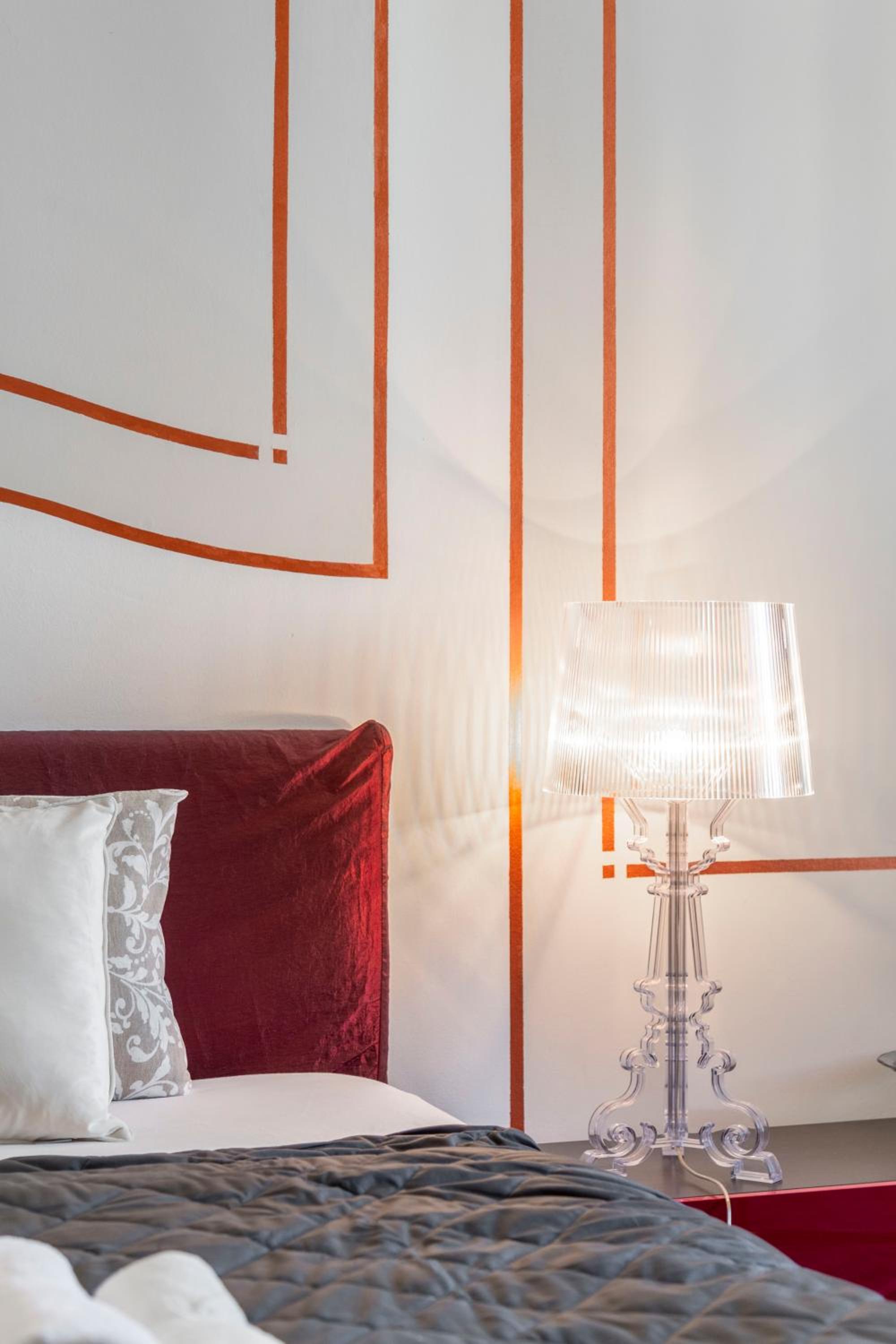 Exclusive & Stylish Central Apartment in the Heart of Budapest view 4
