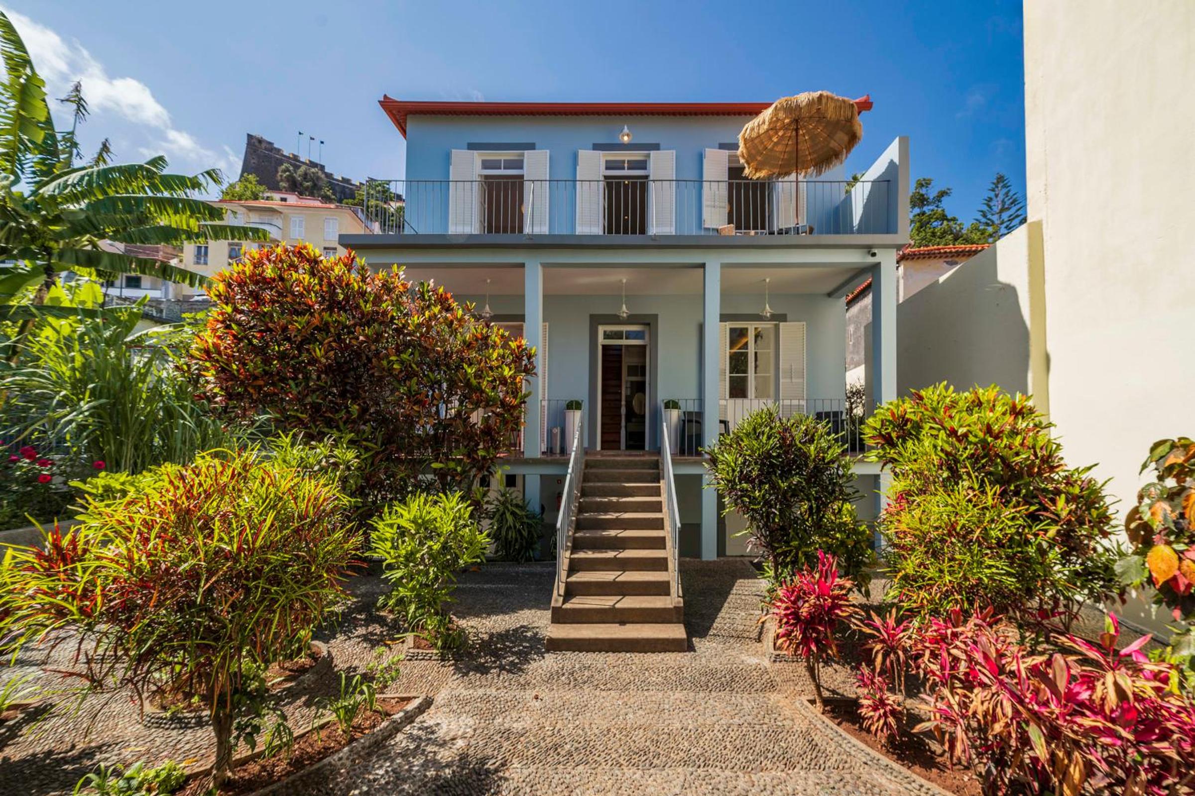 Villa Quebra Costas by An Island Apart