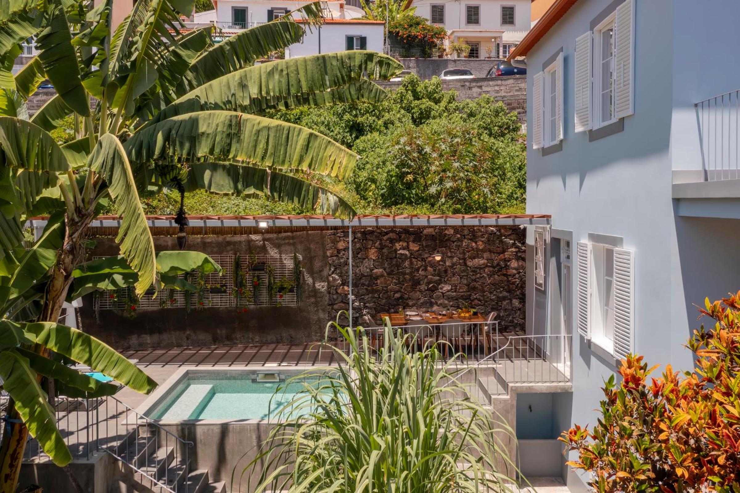 Villa Quebra Costas by An Island Apart