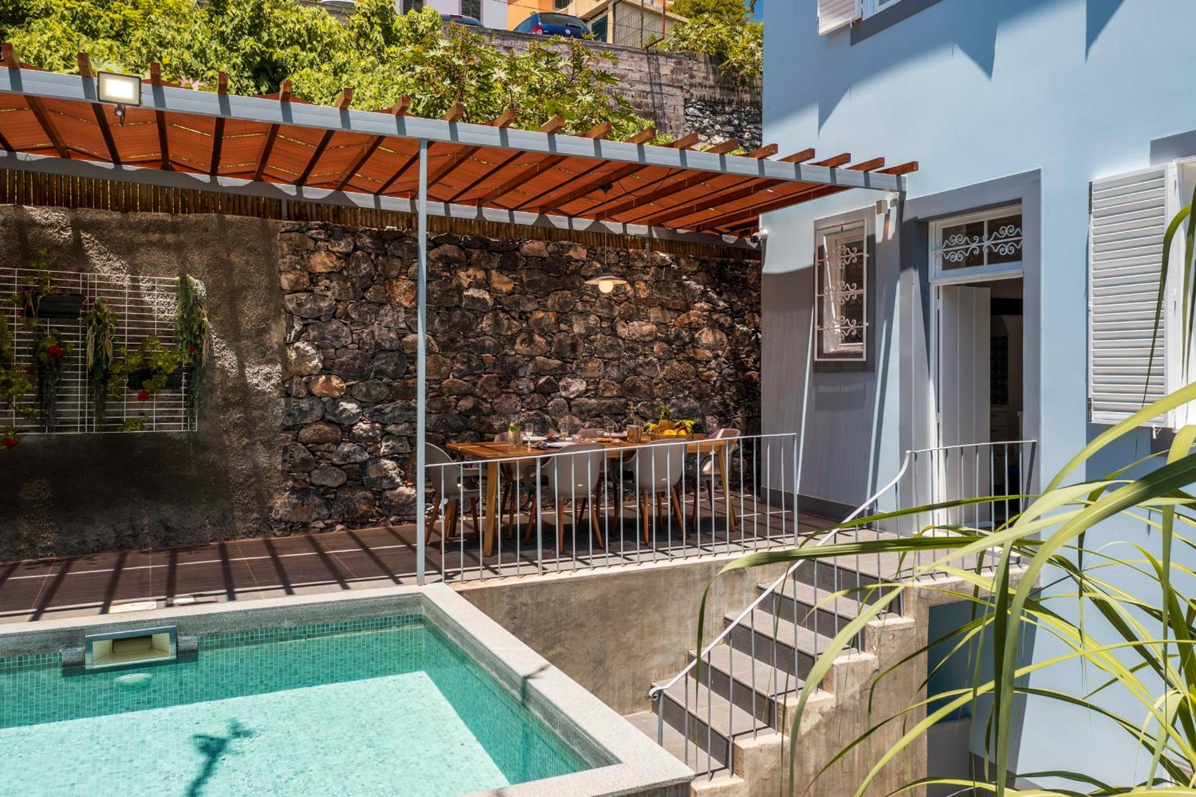 Villa Quebra Costas by An Island Apart