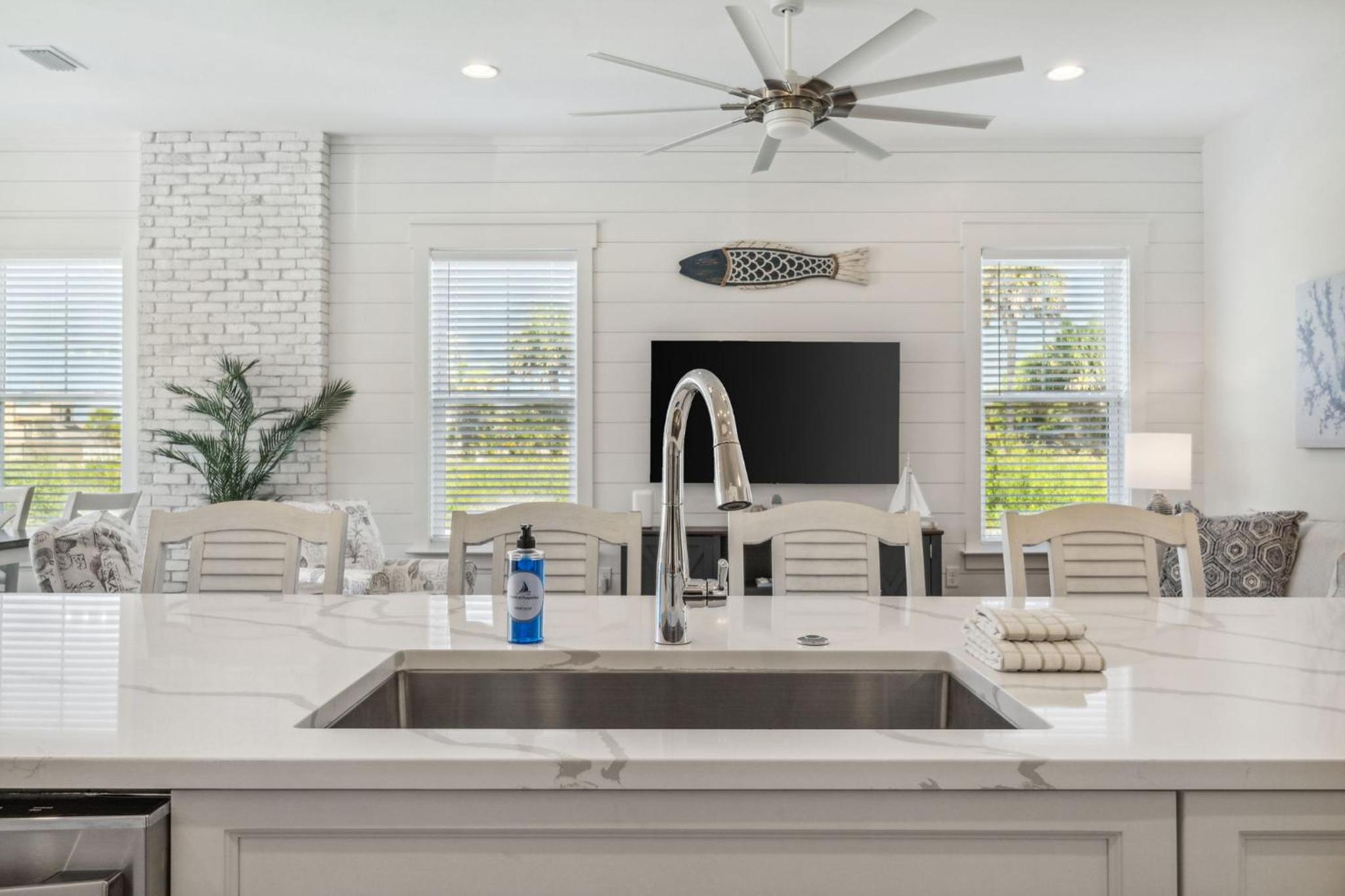 Laguna Beach Pearl by InJoy Vacations view 5