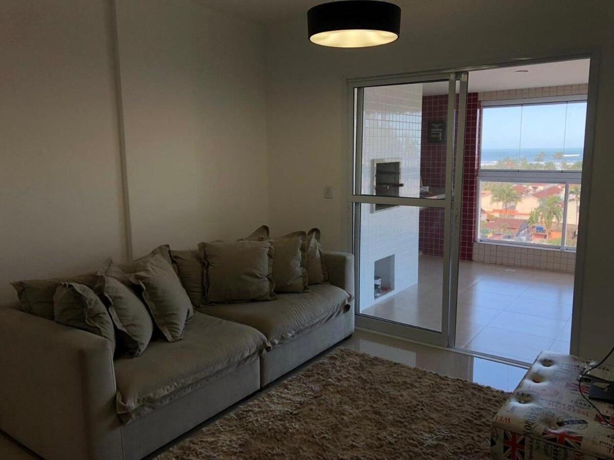 cozy apartment in the center of Bertioga