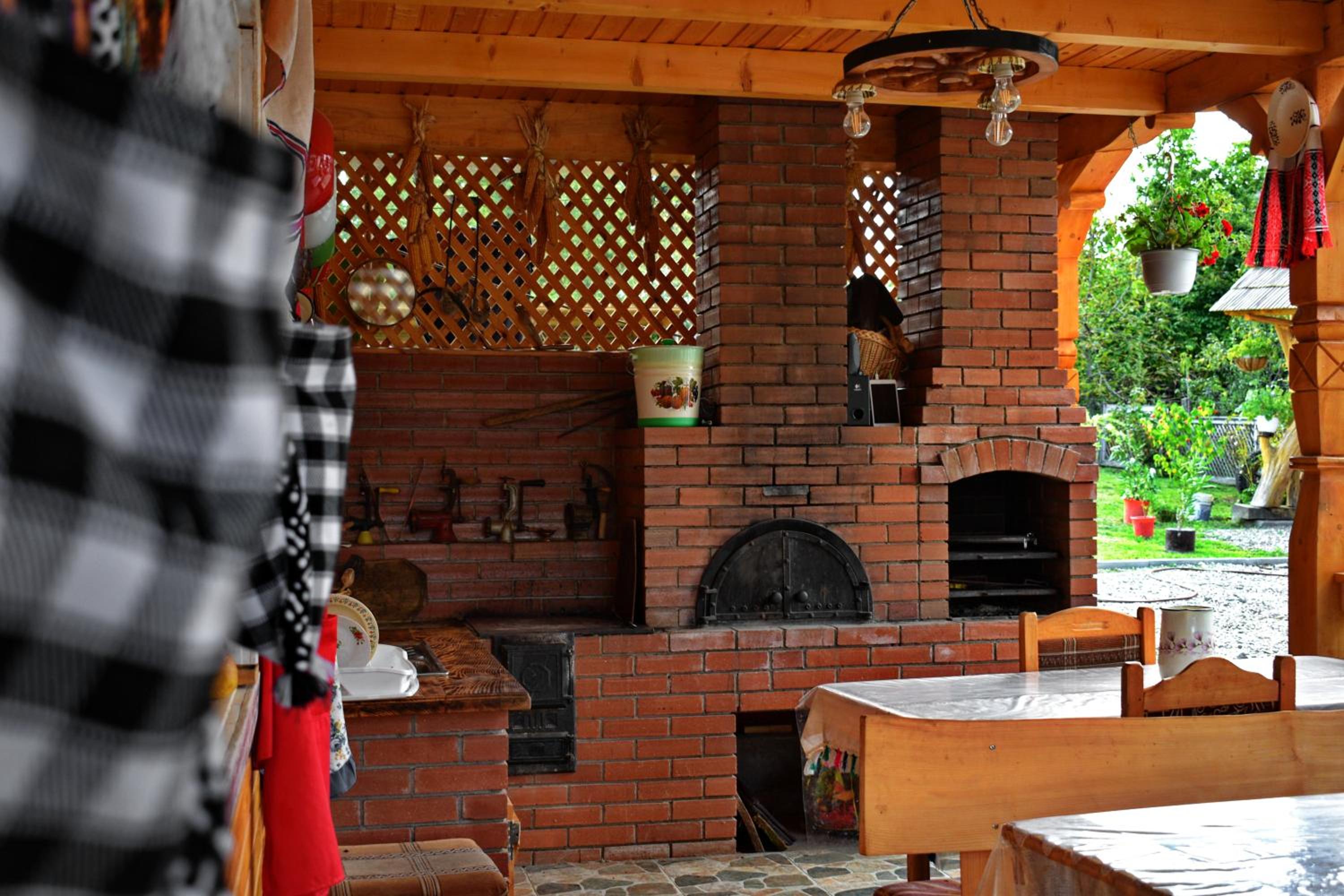 Casa Vladicu view 5