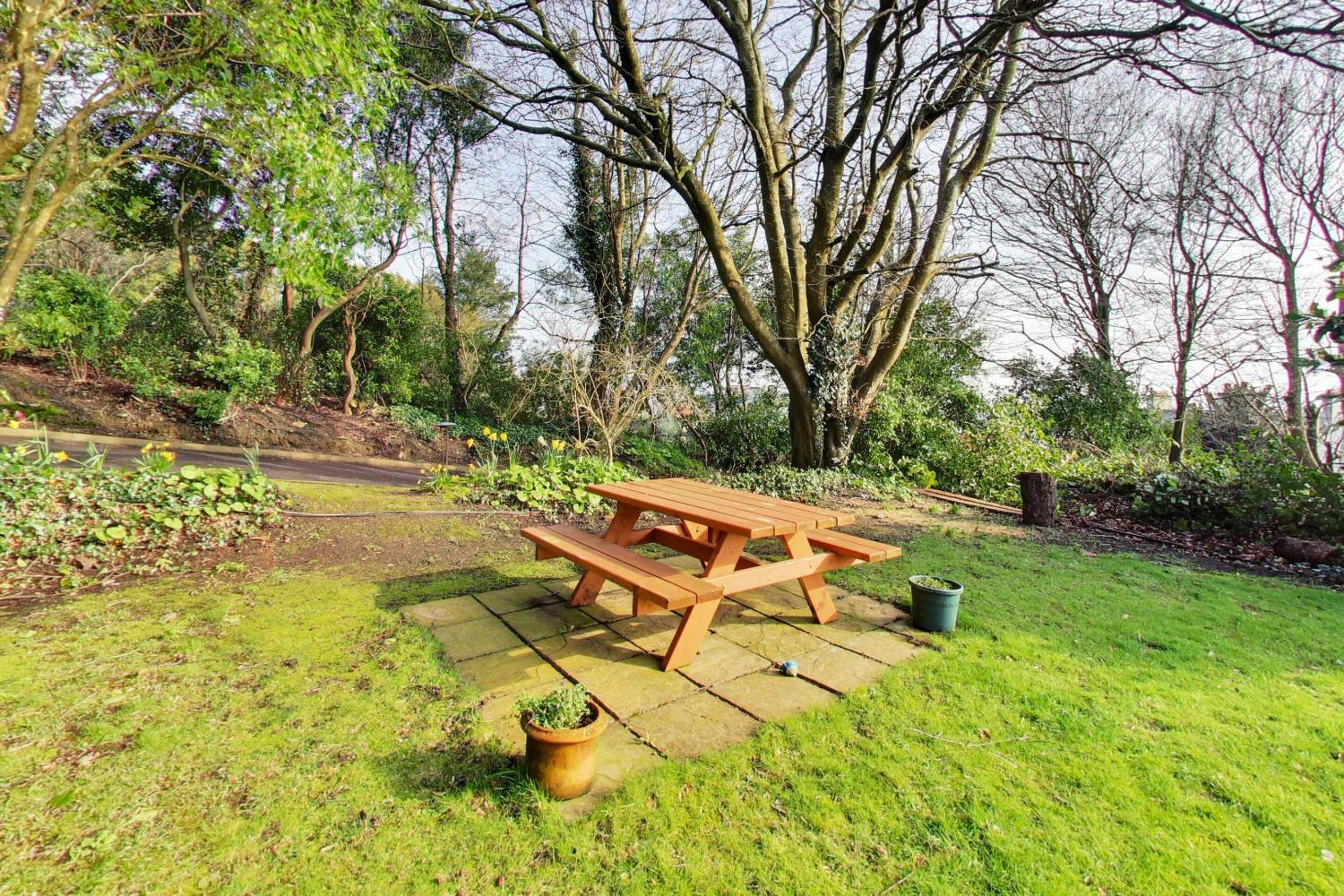 Robin Hill Heritage Guest House