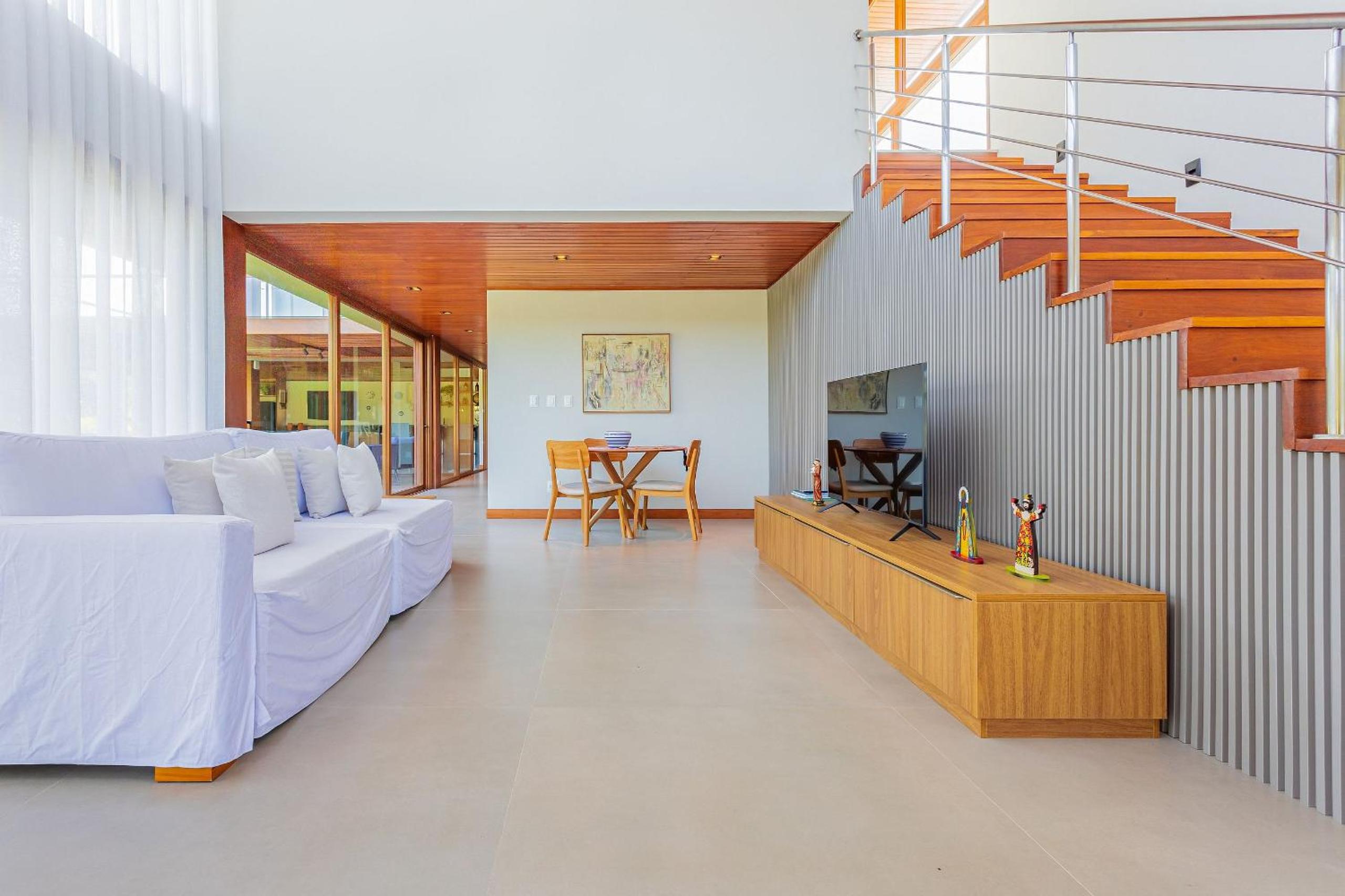 PF16 Casa Alto Padrão 5 Suites - Praia Bella, with exclusive access to the beach!