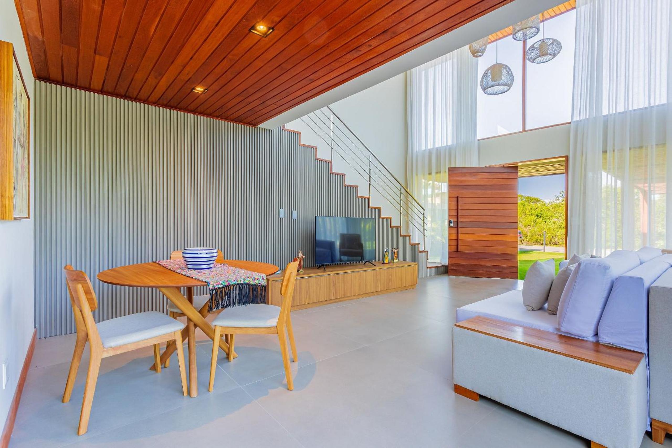 PF16 Casa Alto Padrão 5 Suites - Praia Bella, with exclusive access to the beach!