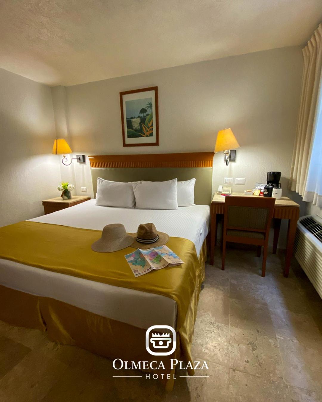 Villahermosa Vacations - Hotel Olmeca Plaza - Property Image 1