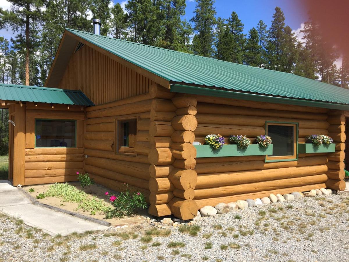 Valemount Mountain Retreat Guesthouse