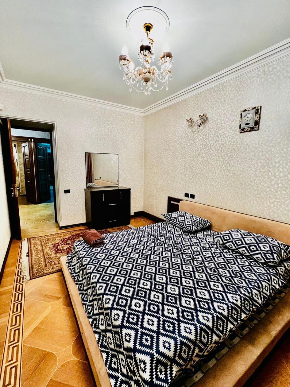 Superb Central Location! Spacious and Comfortable 1 Bedroom + Jacuzzi, Next To Northern Avenue