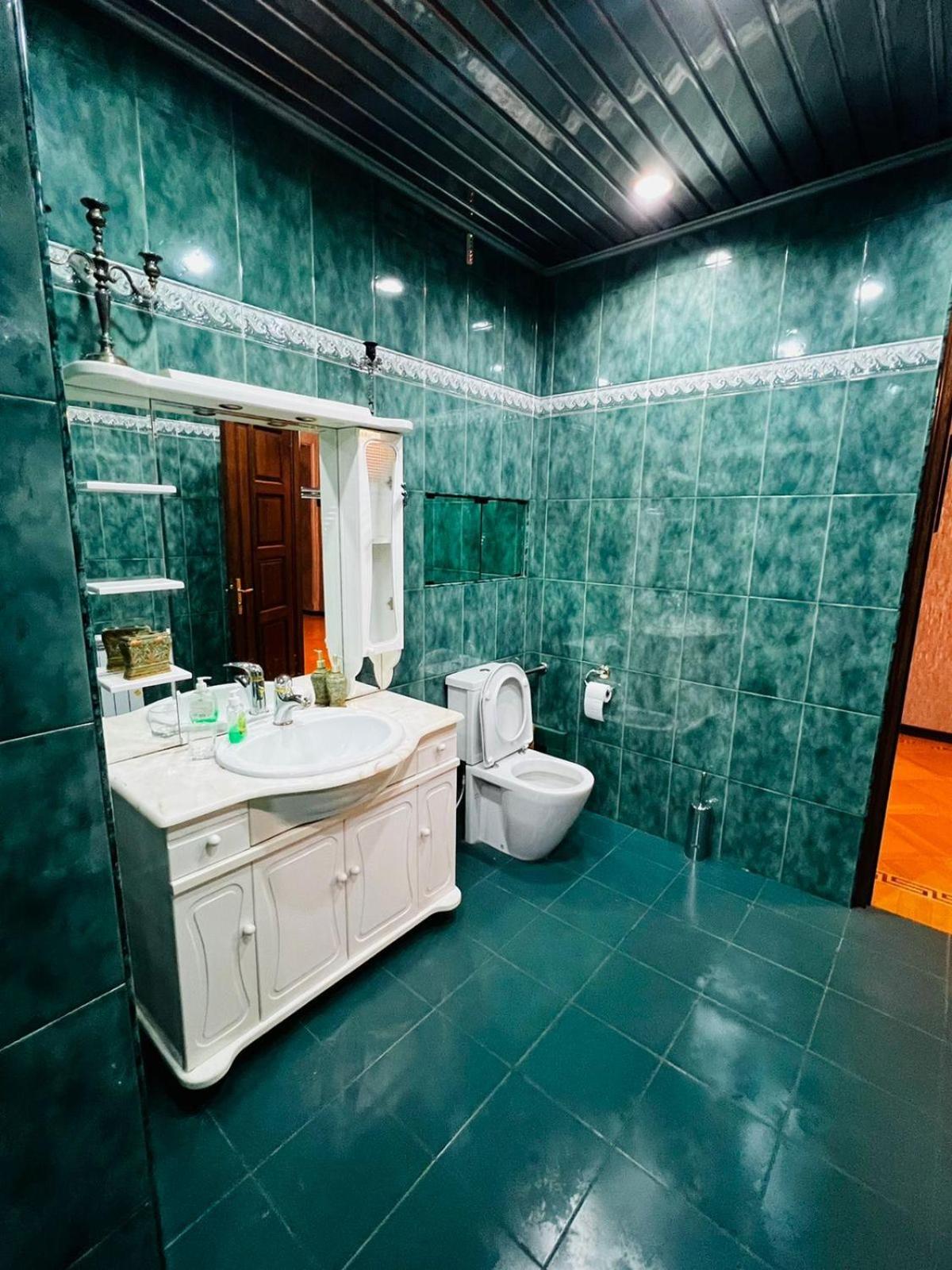 Superb Central Location! Spacious and Comfortable 1 Bedroom + Jacuzzi, Next To Northern Avenue
