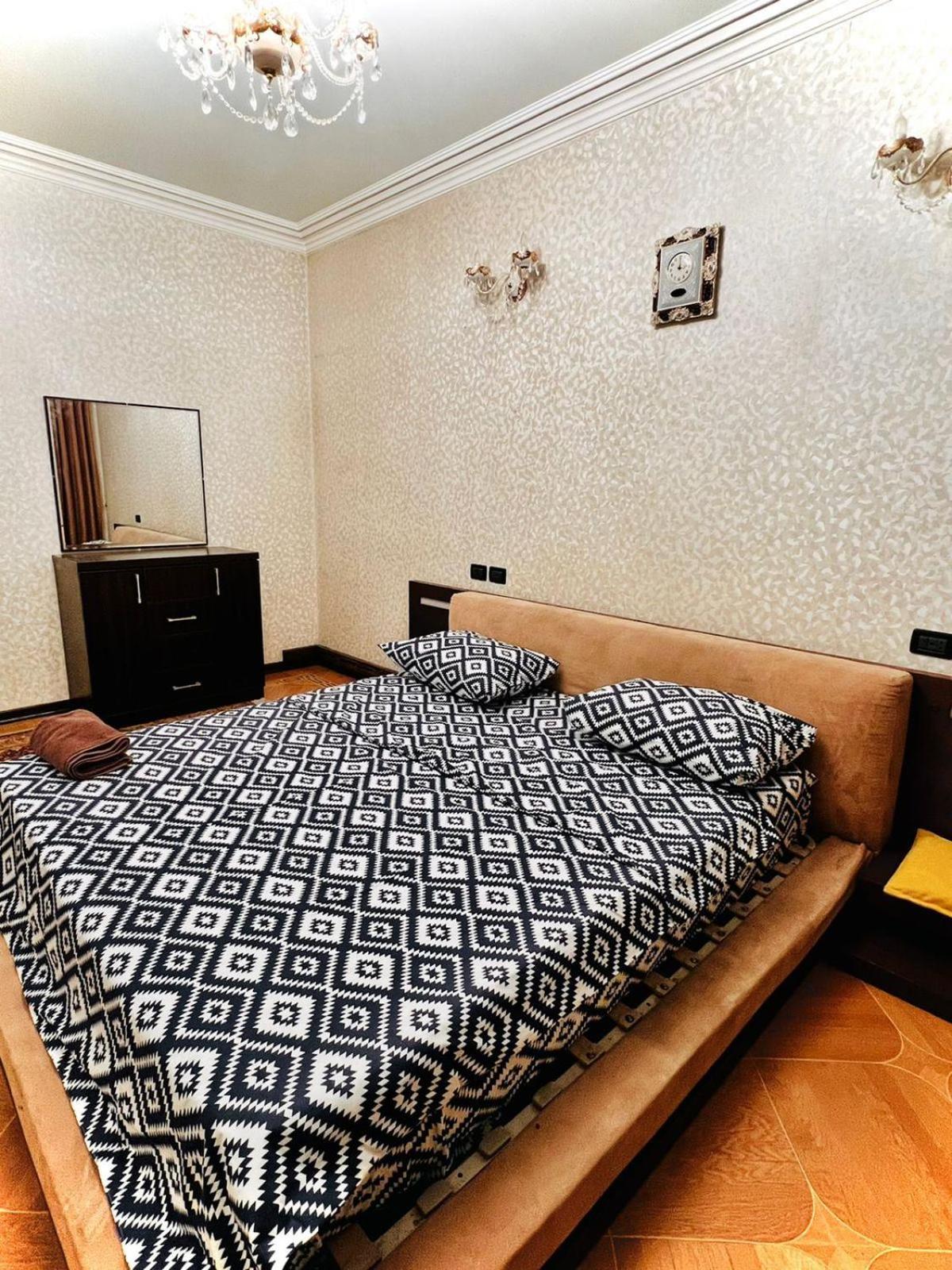 Superb Central Location! Spacious and Comfortable 1 Bedroom + Jacuzzi, Next To Northern Avenue