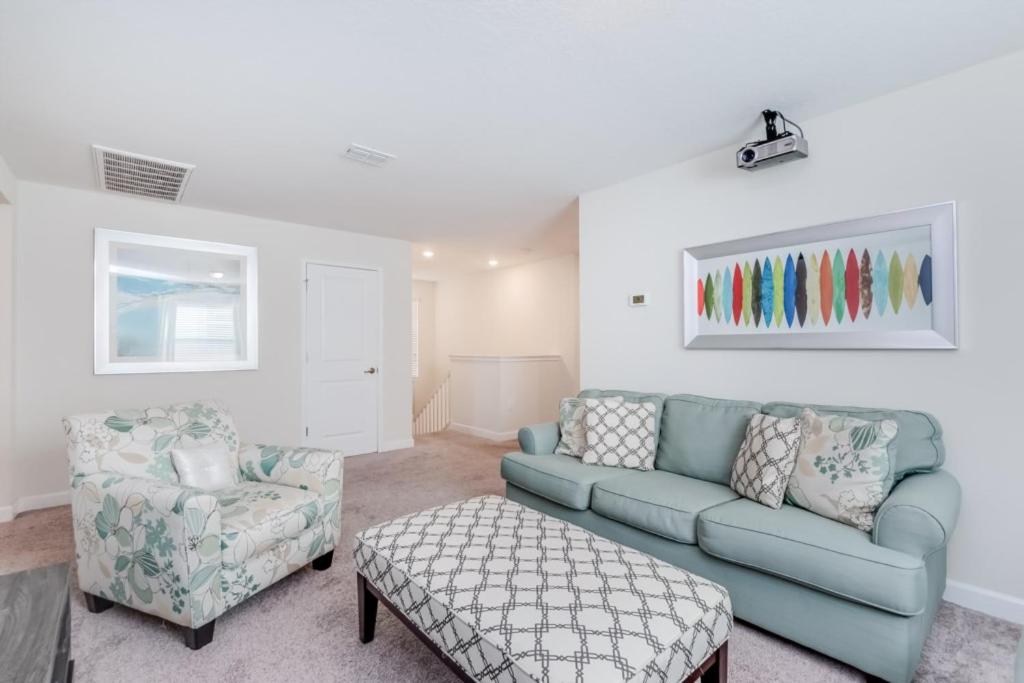 Luxury Home inside Champions Gate - No Extra Fees