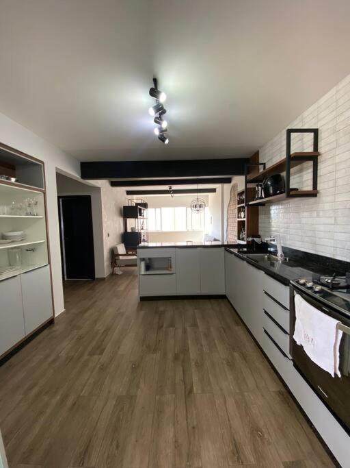 Apartamento Centro 150m Praia de Piçarras
