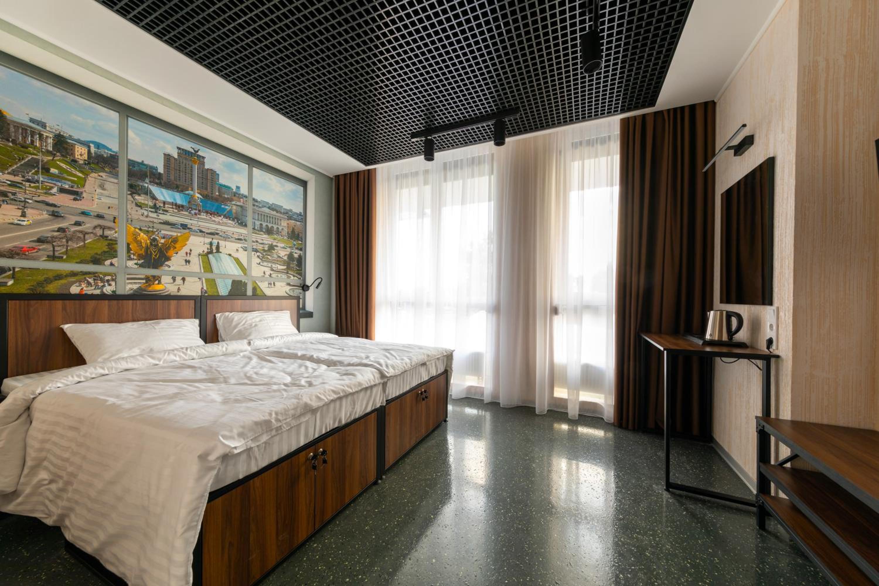 MISTO capsule hotel