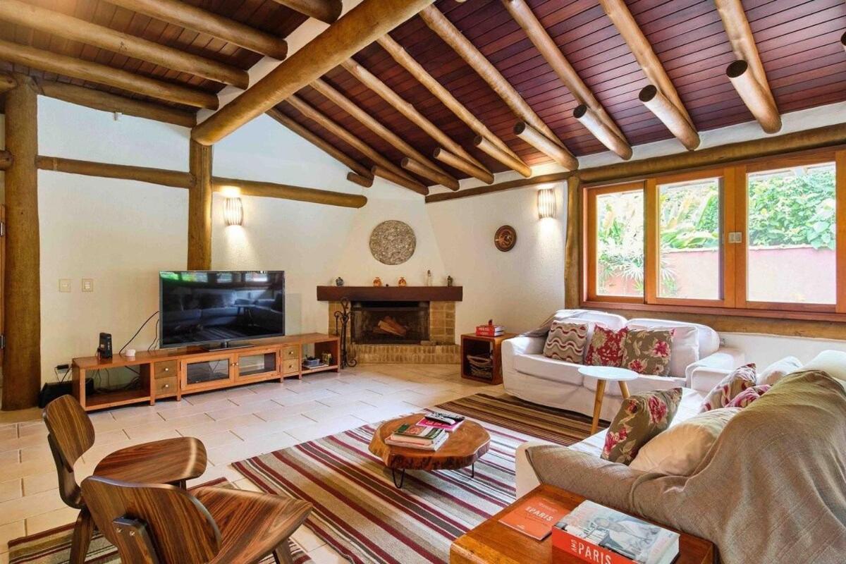Praia de itamambuca - Condominio - Bali House