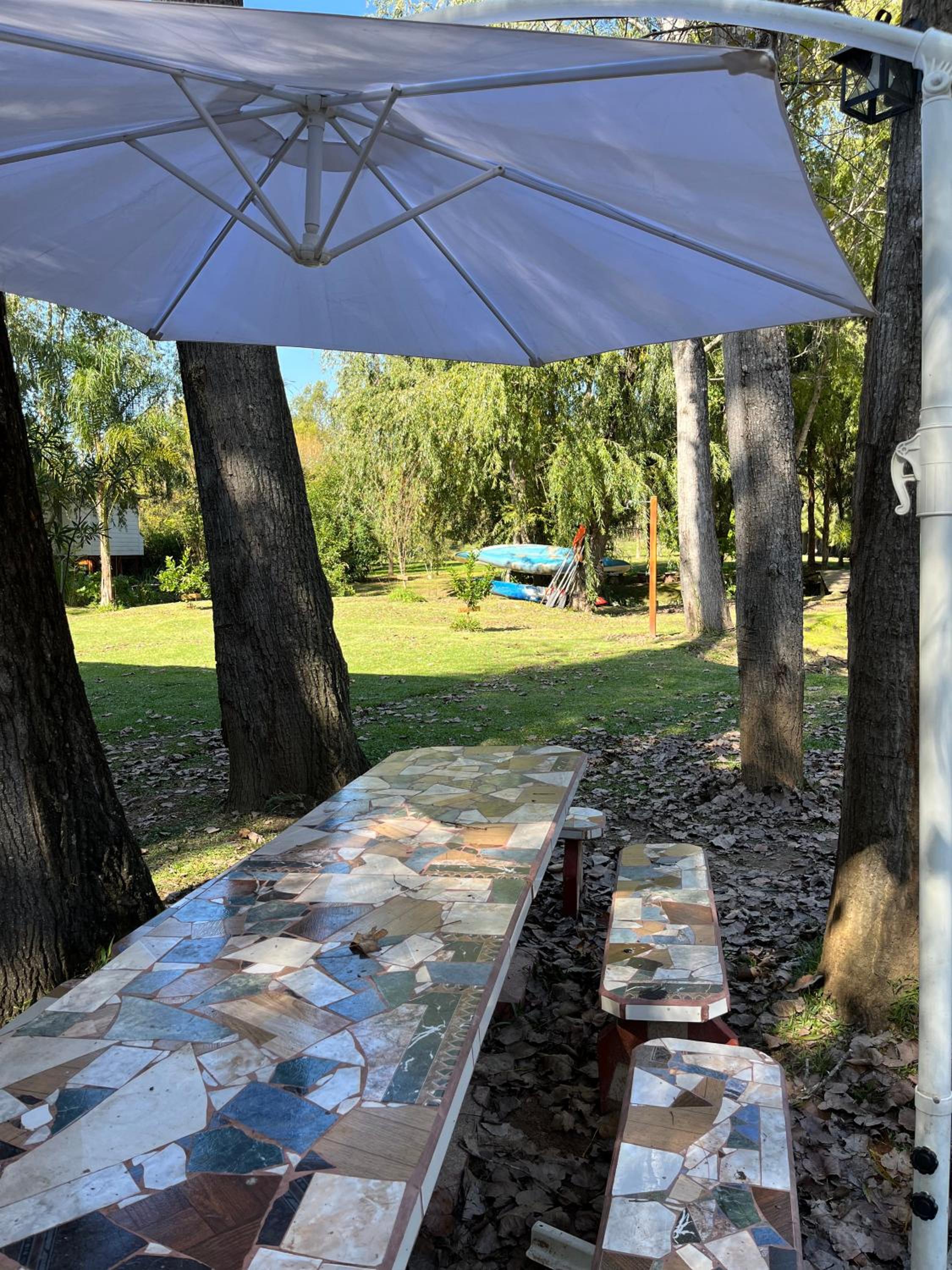 Viva la Pepa. Cabañas al Río