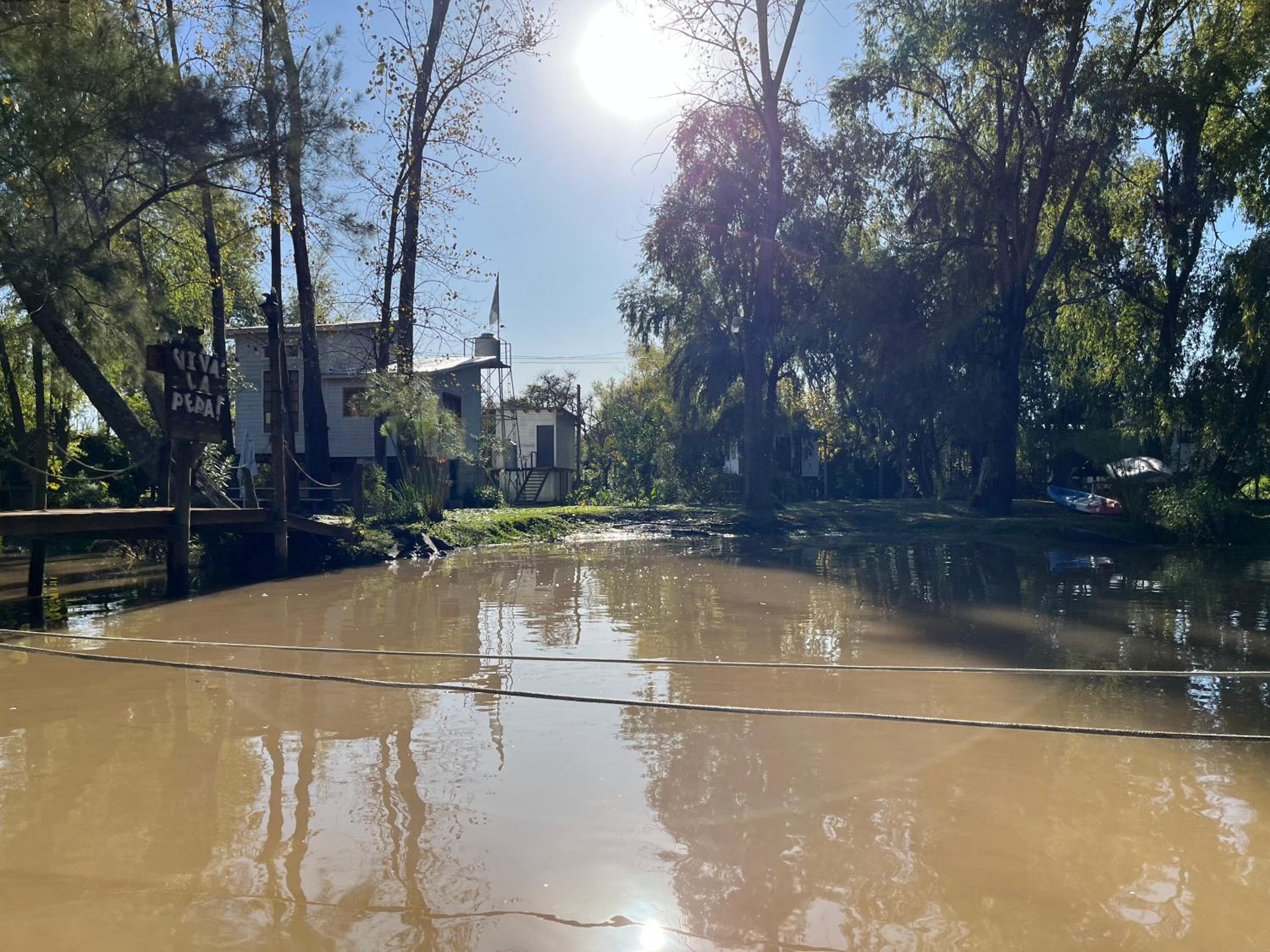 Viva la Pepa. Cabañas al Río