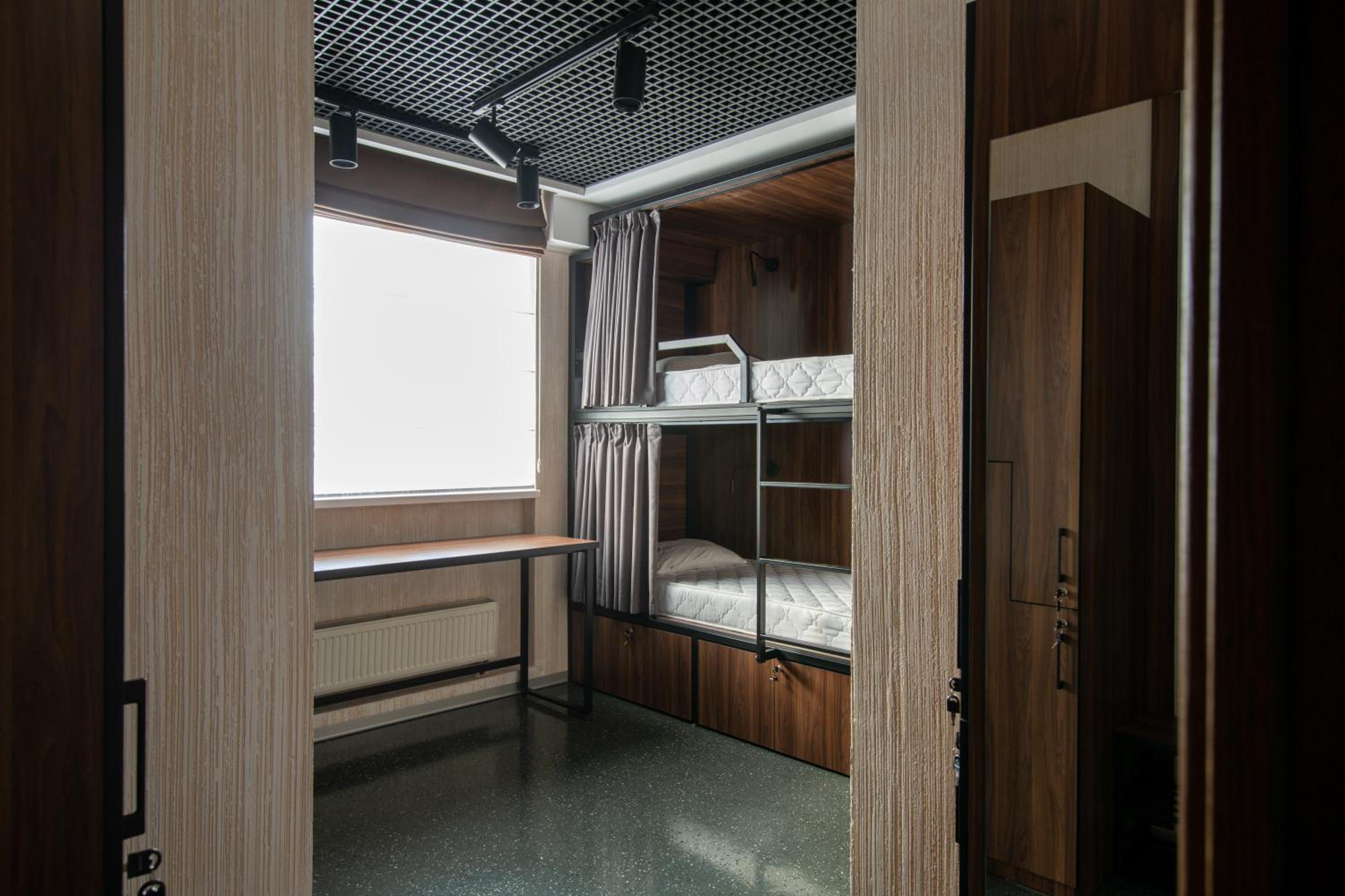 MISTO capsule hotel