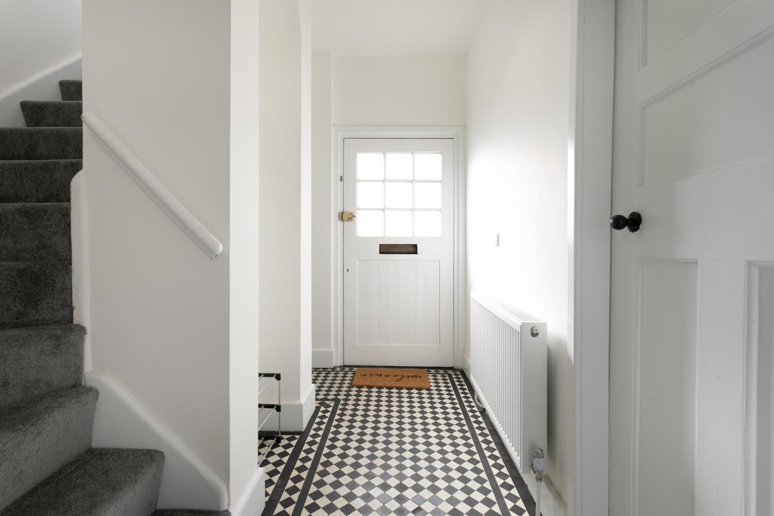 Large 4 bed house Leicester view 4