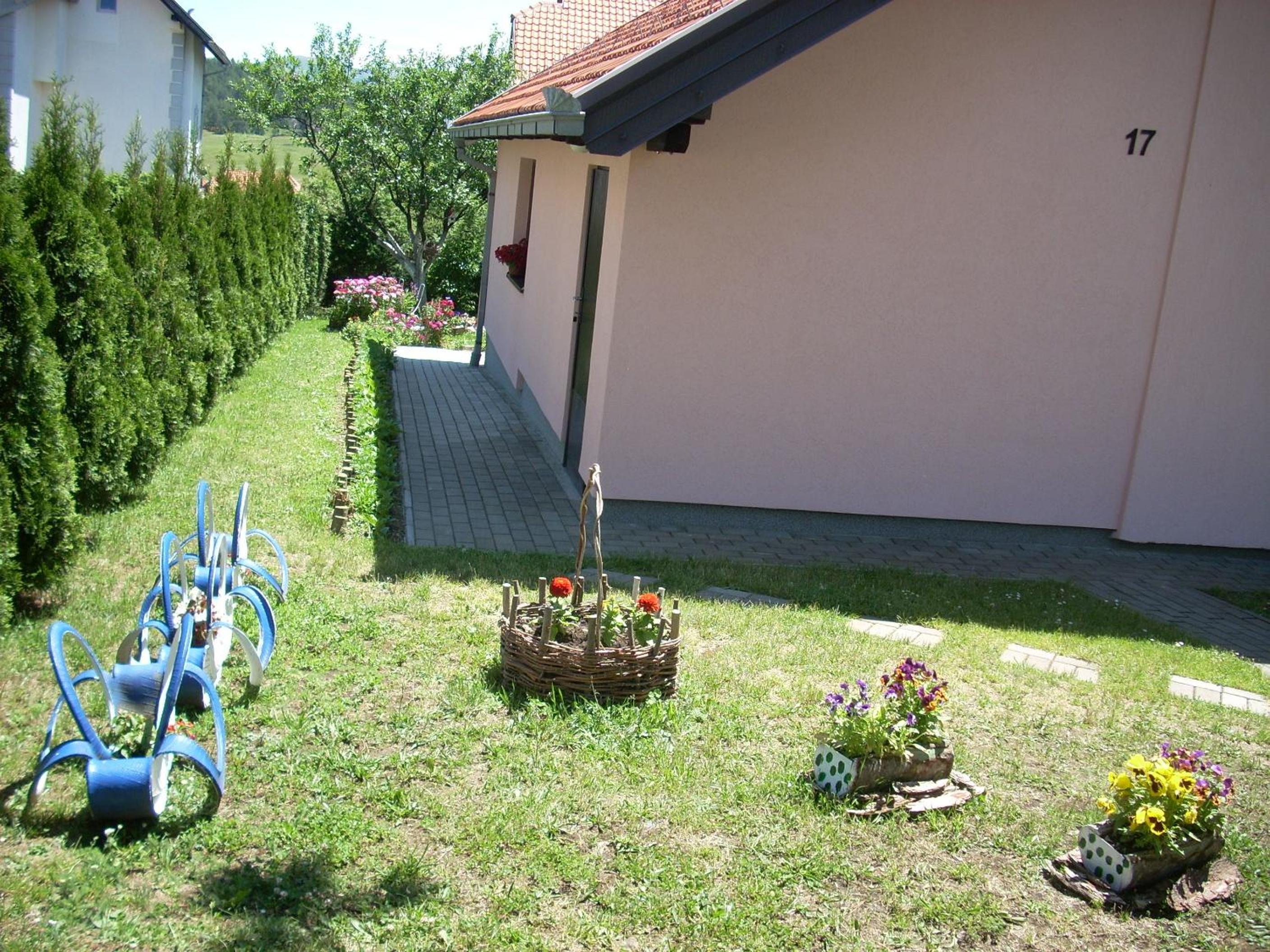 Photo 47