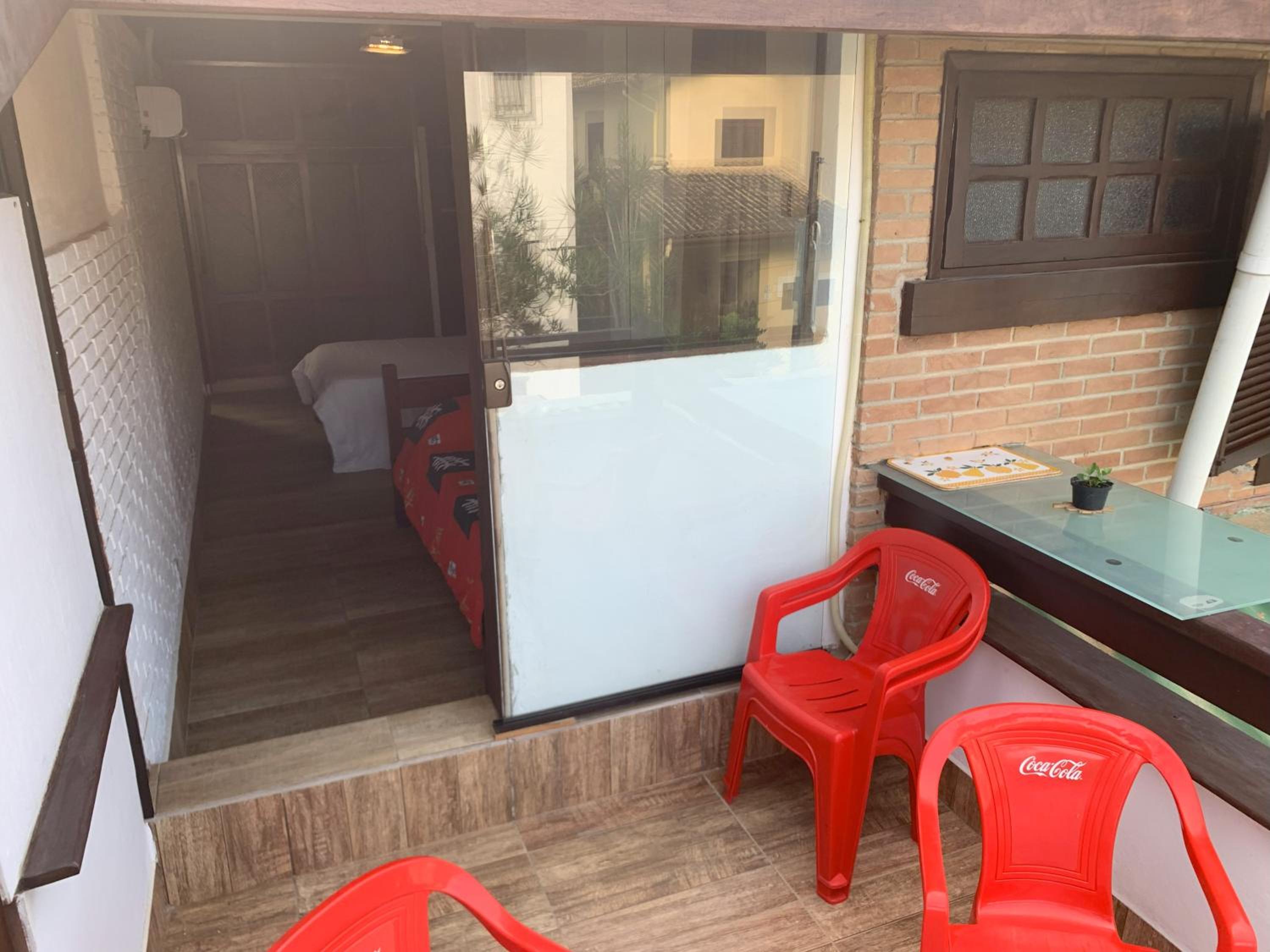 Canto das Toninhas Guest House