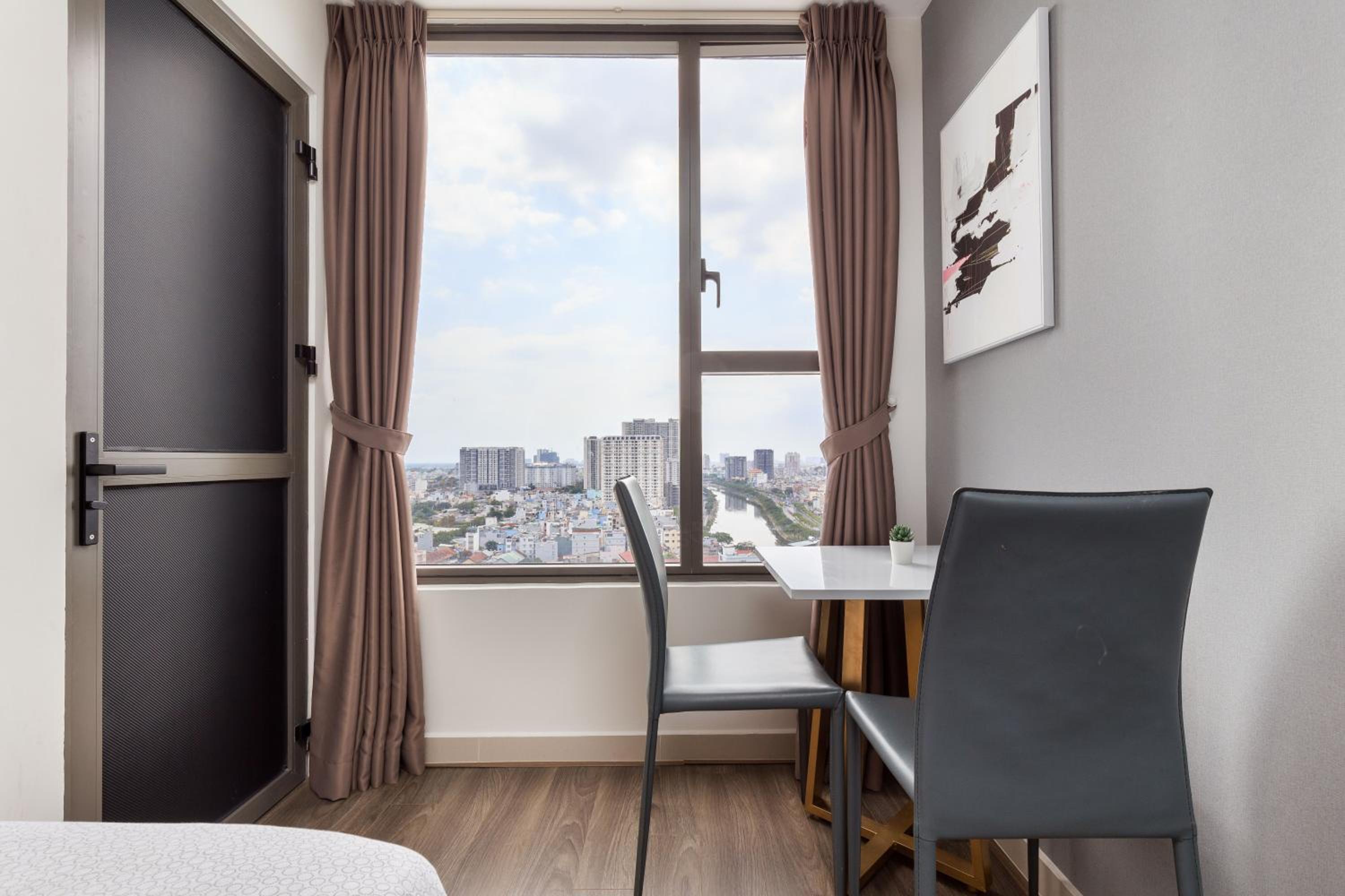 MIN' Apartment - Rivergate Residence Downtown Bui Vien - FREE POOL