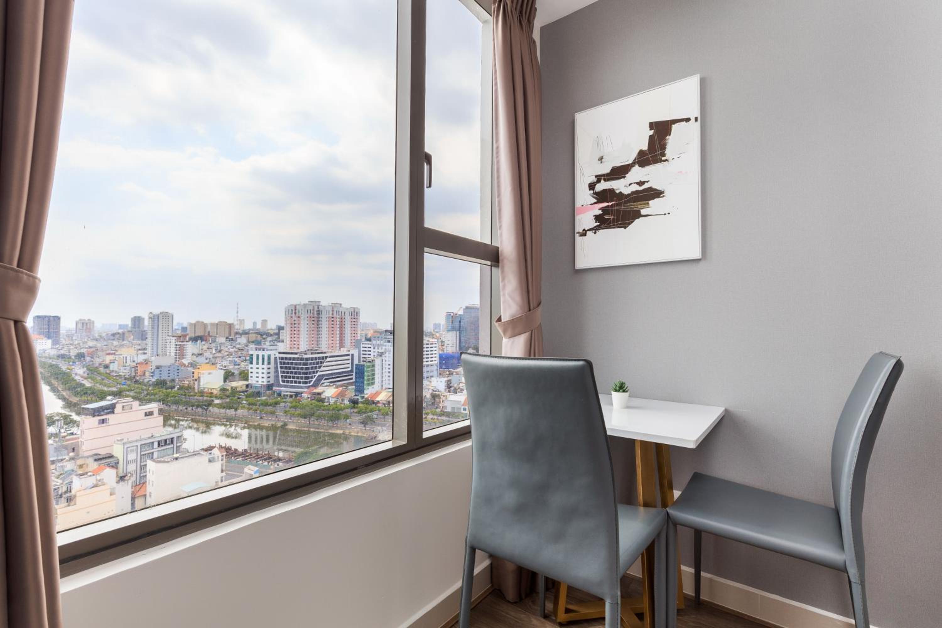 MIN' Apartment - Rivergate Residence Downtown Bui Vien - FREE POOL