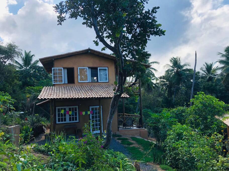 Casa da mata- Vista linda pra mata e jardim privativo
