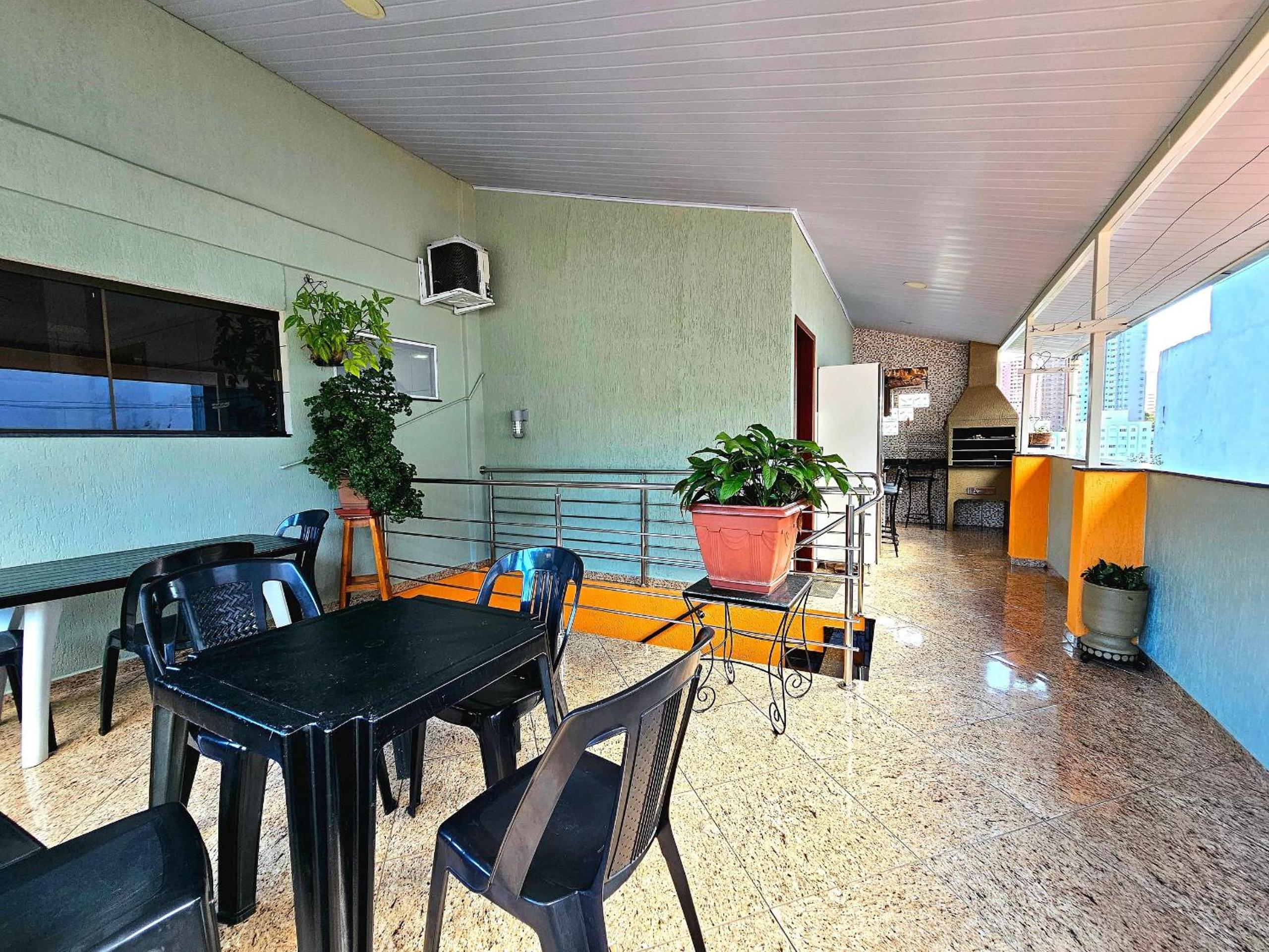 Apt Centro de Foz para até 8 pessoas
