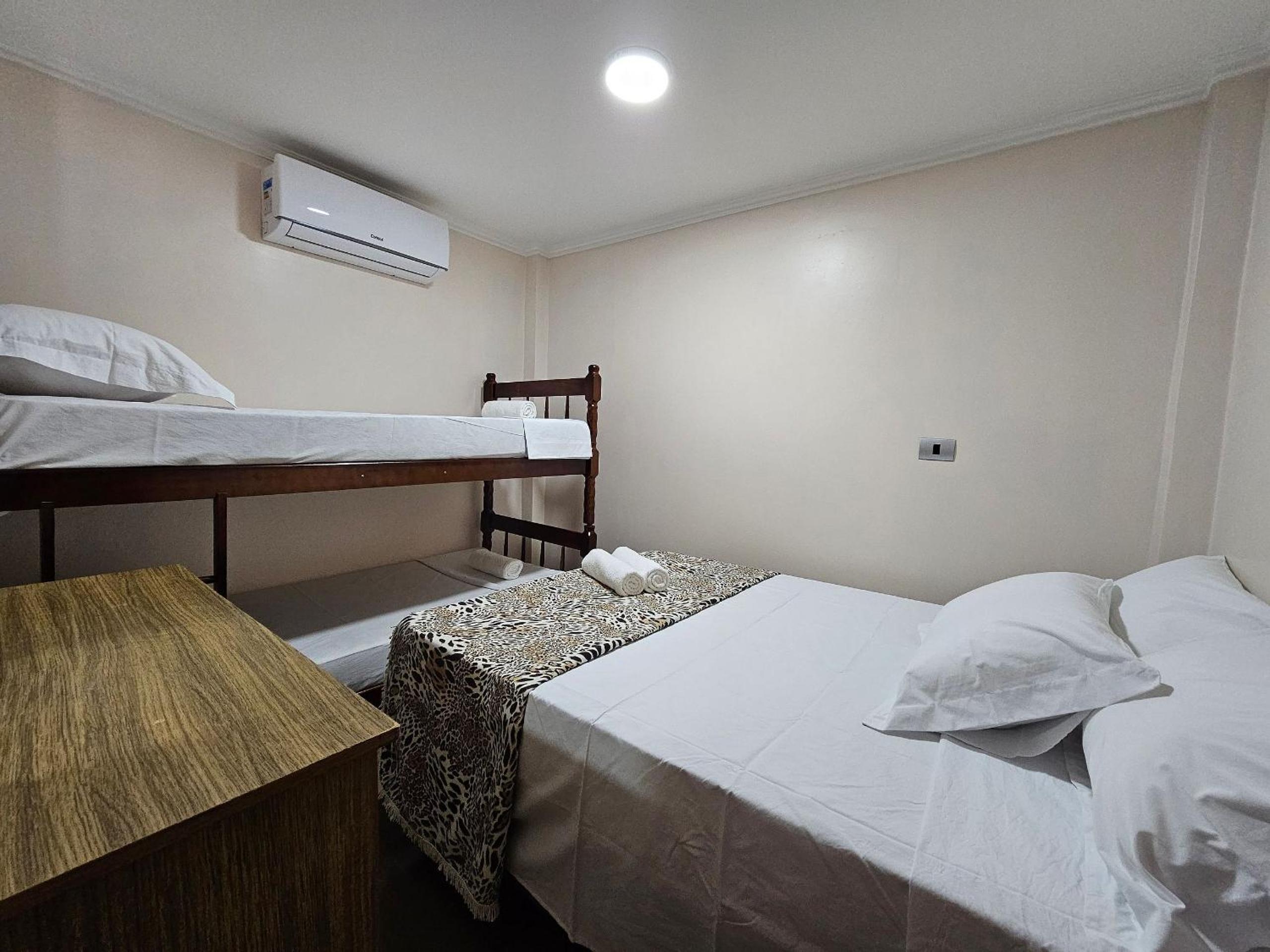 Apt Centro de Foz para até 8 pessoas