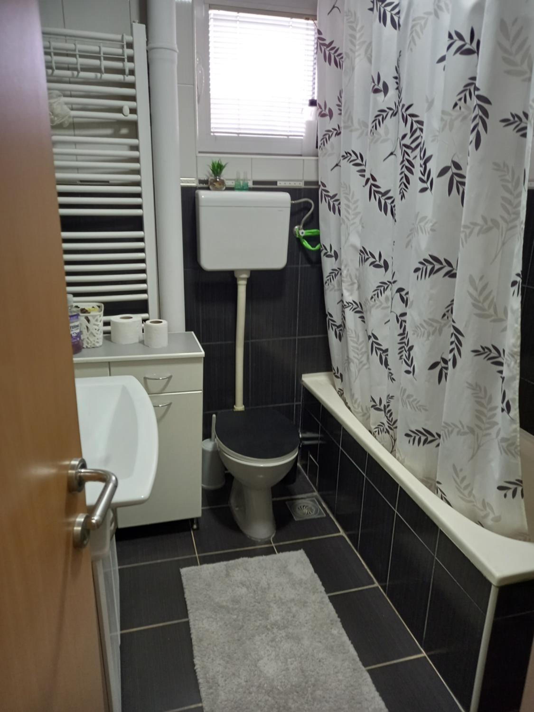 Photo 38