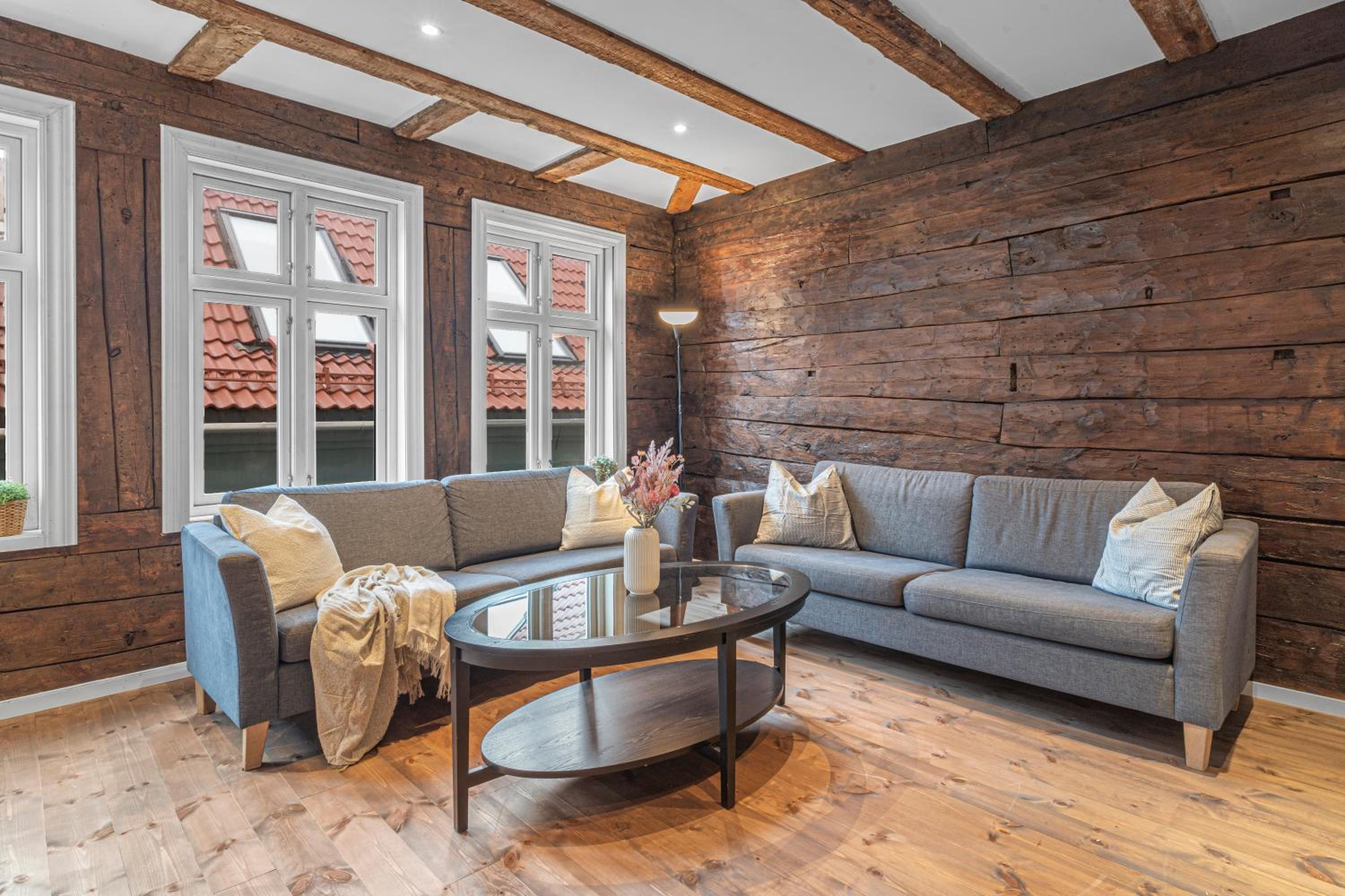 Bergen Vacations - Four-Story Central City House! Newly Renovated! - Property Image 13
