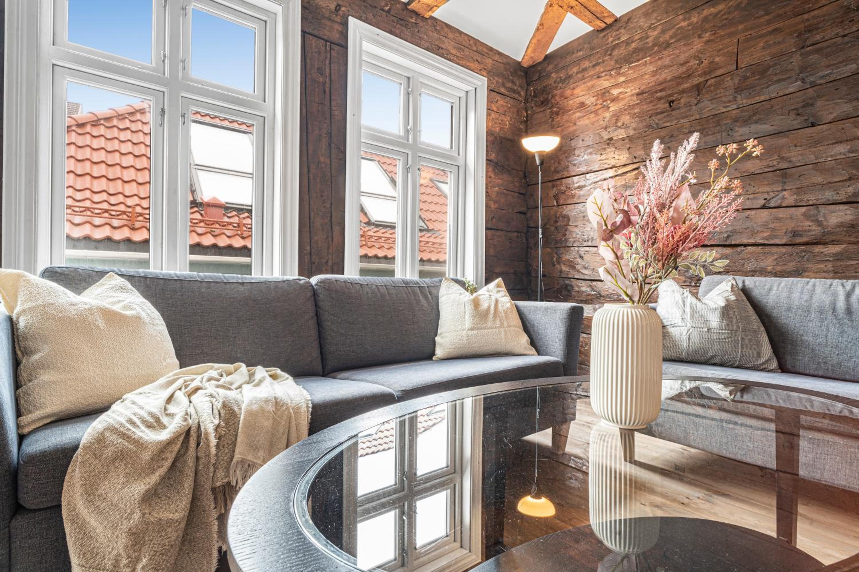 Bergen Vacations - Four-Story Central City House! Newly Renovated! - Property Image 11