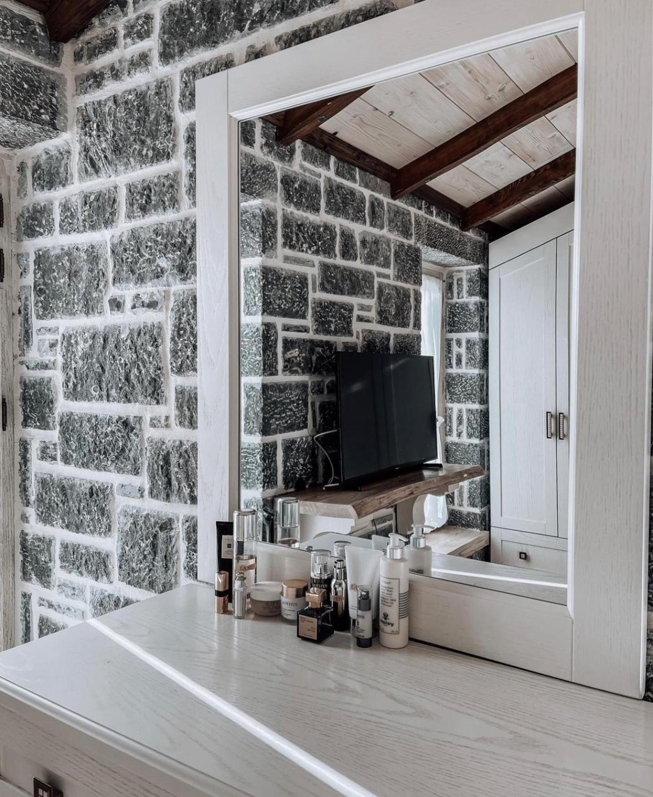 Stone Villas Voskopoja