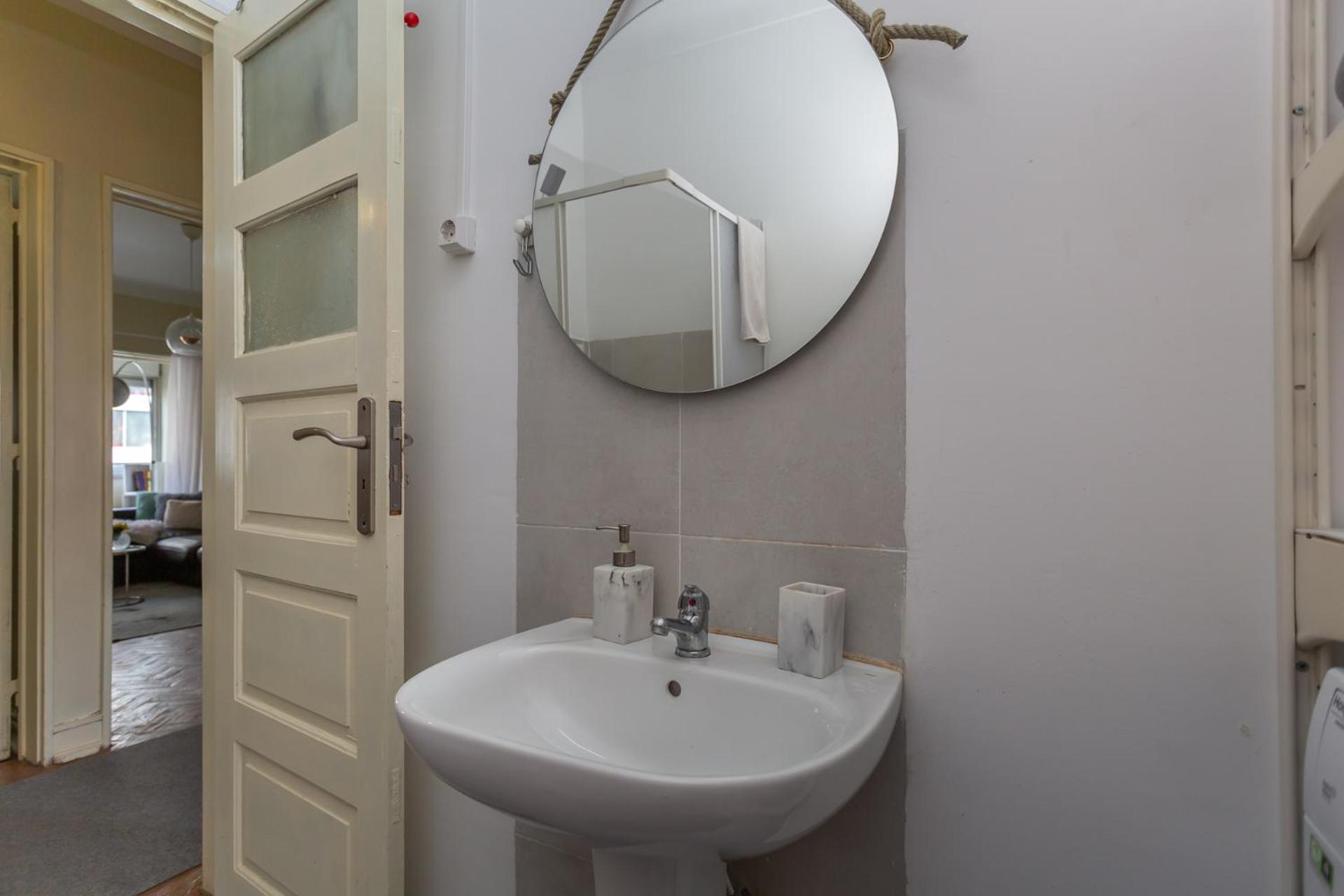 EVD-RENTALS OLIVAL BASTOS