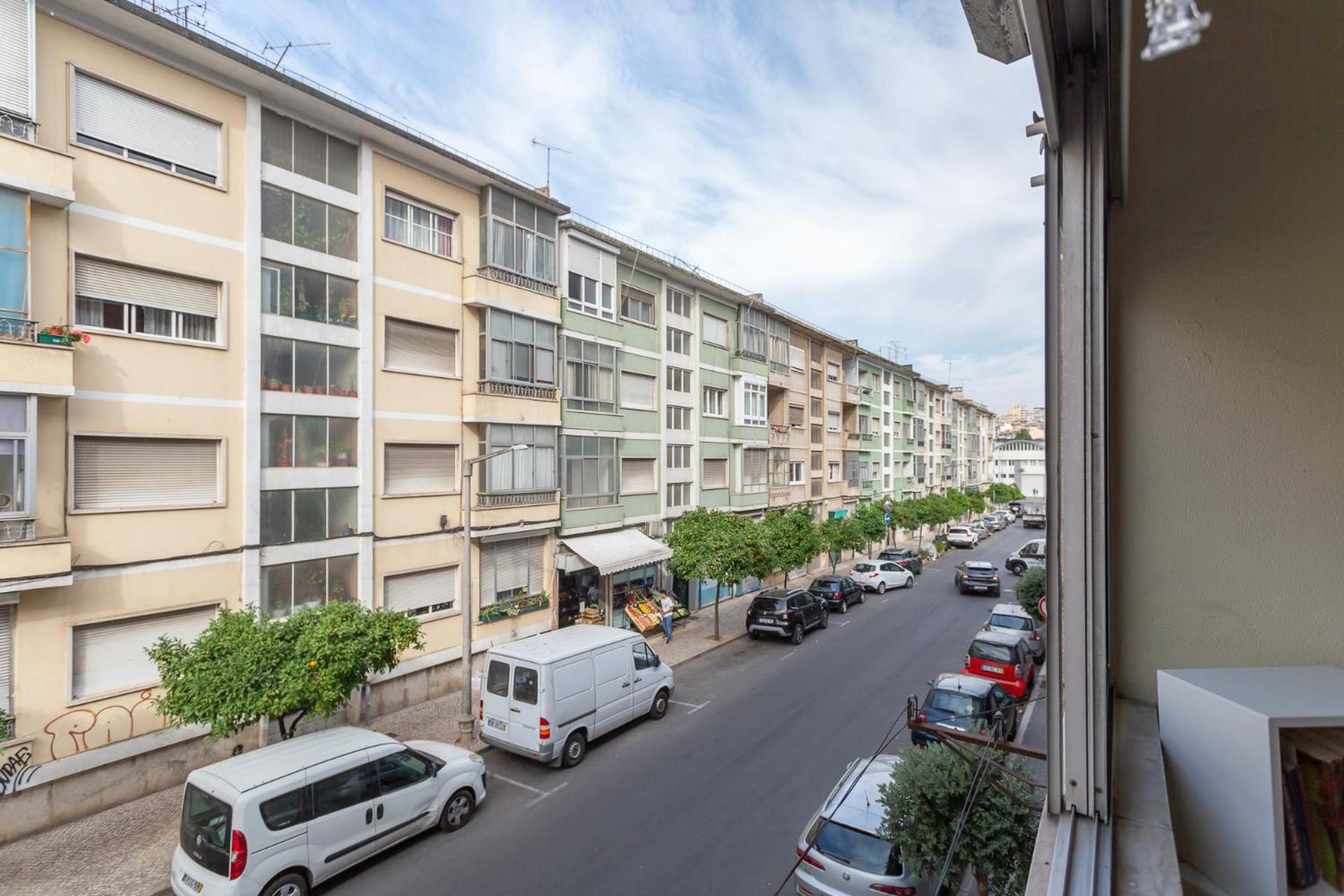 EVD-RENTALS OLIVAL BASTOS photo 2