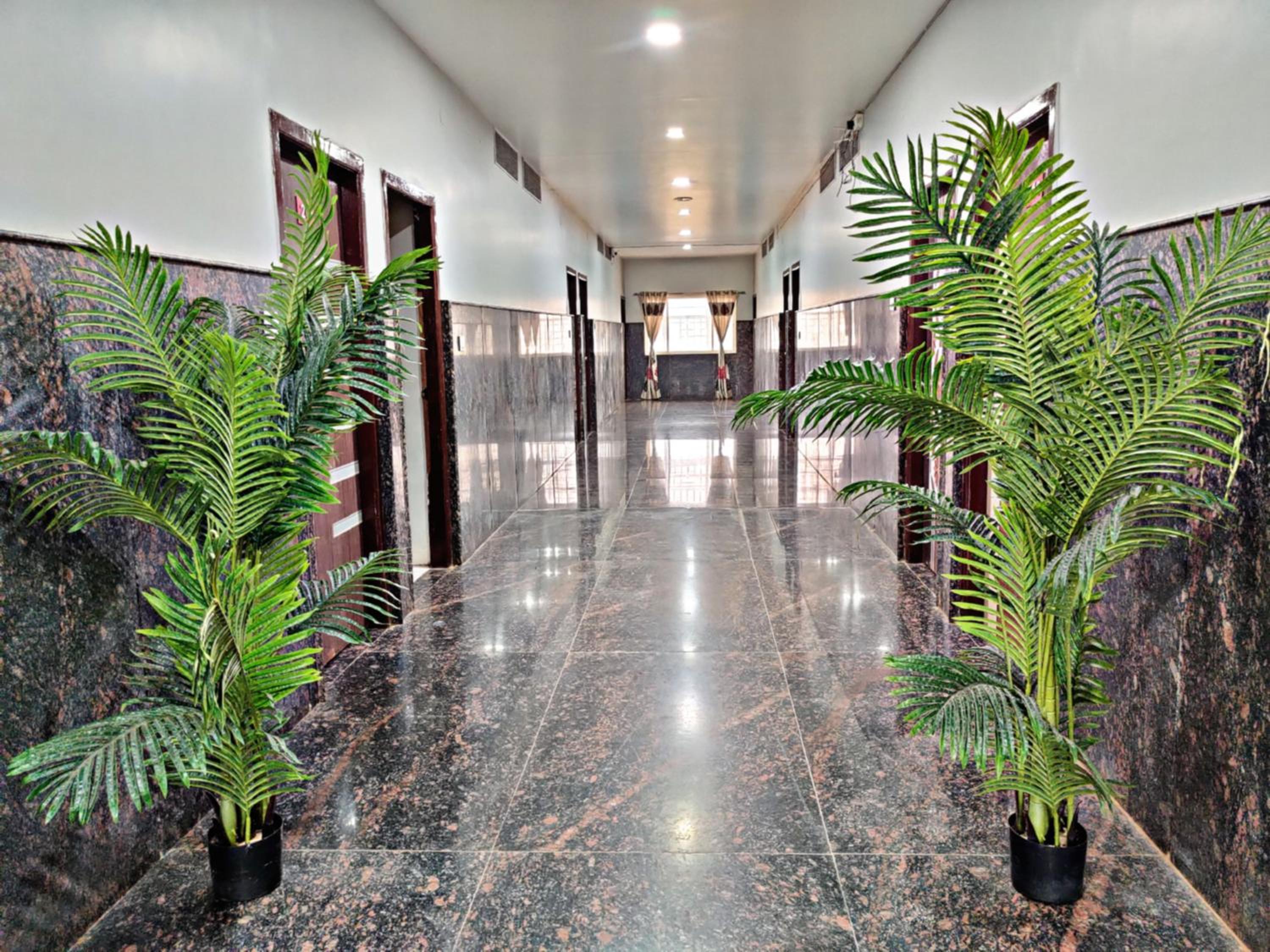 HOTEL NIMBA INTERNATIONAL view 2