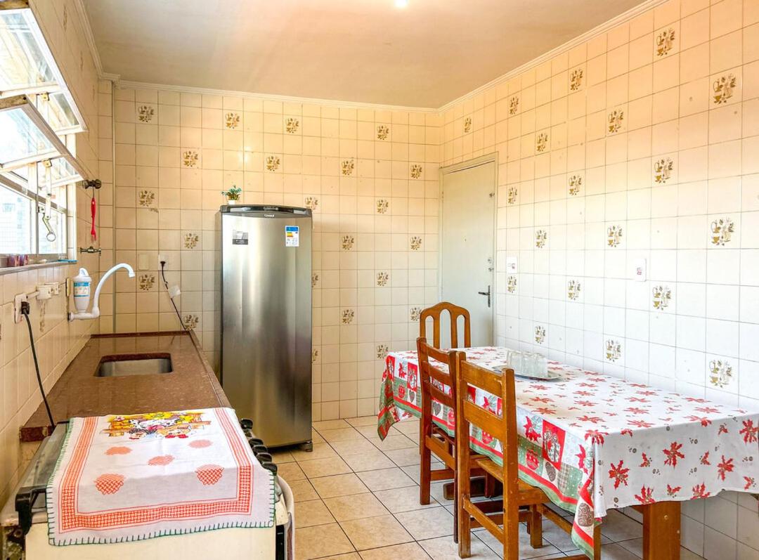 Ótimo apartamento a 850m Praia do Gonzaguinha - SP