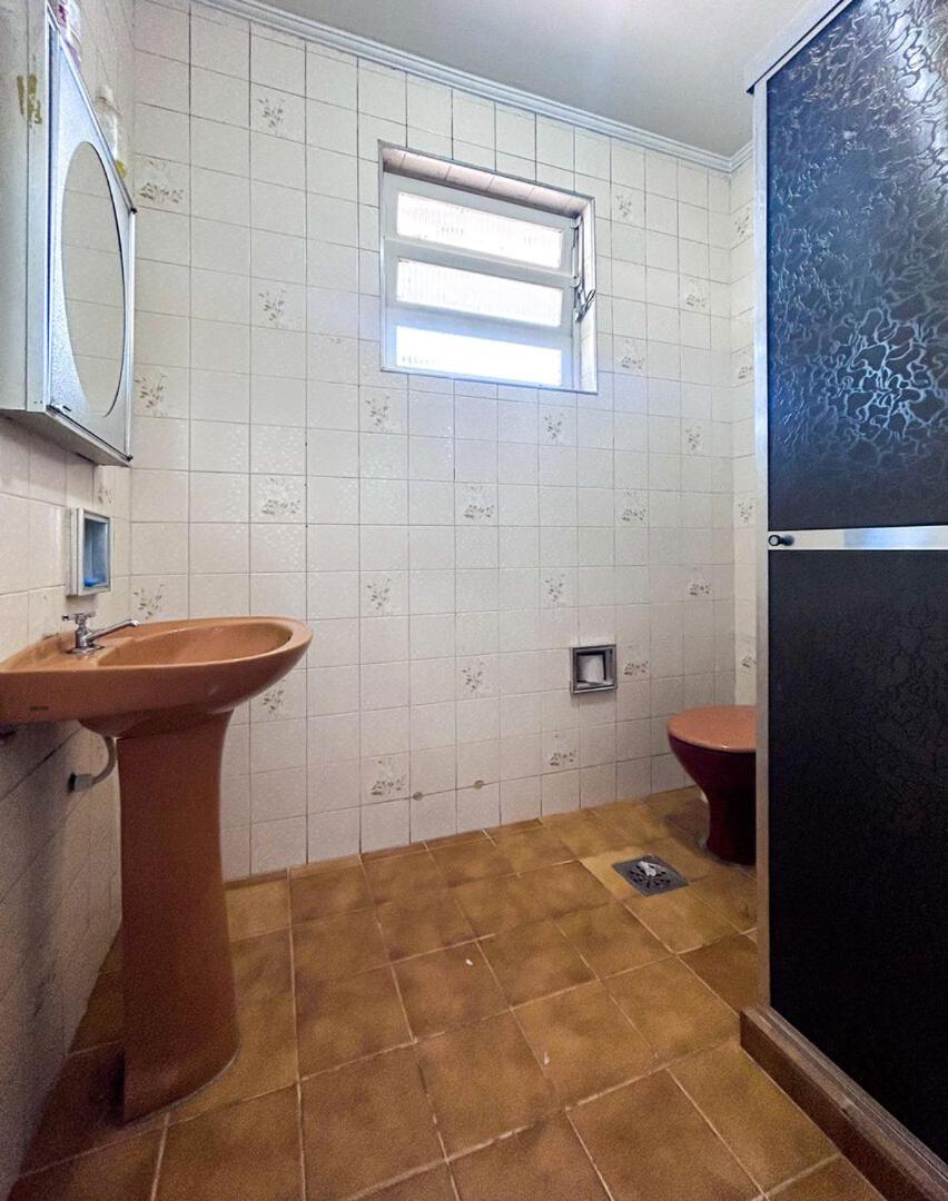 Ótimo apartamento a 850m Praia do Gonzaguinha - SP