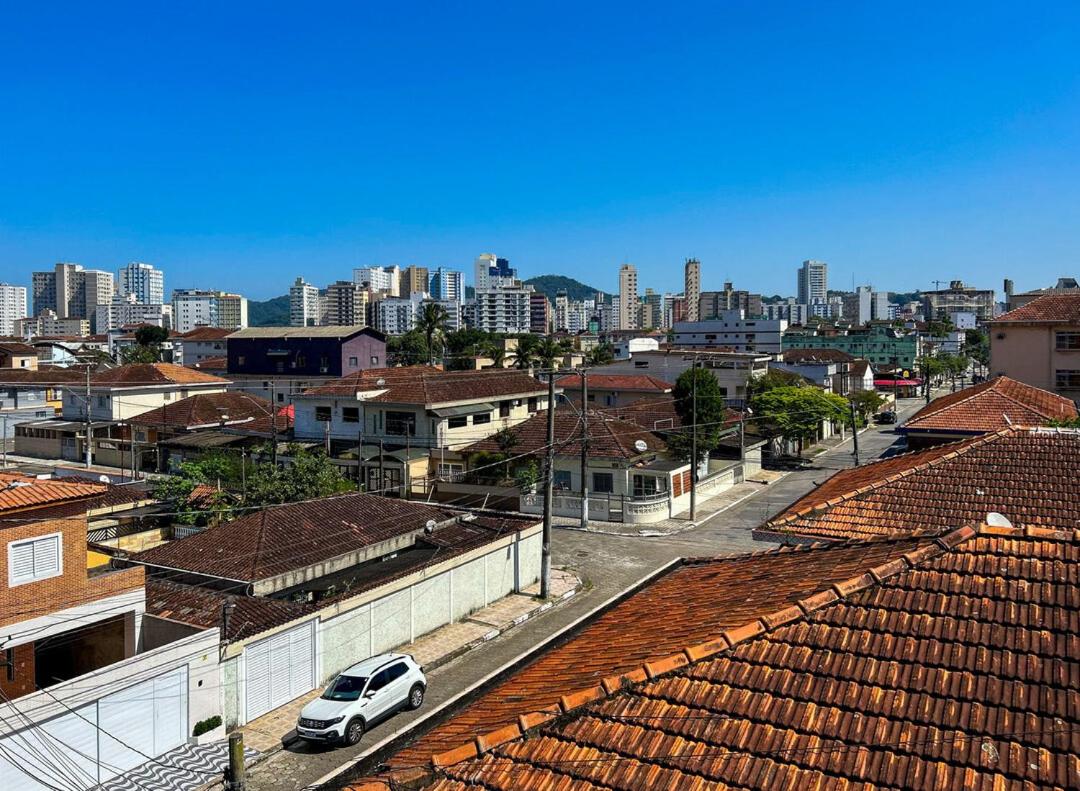 Ótimo apartamento a 850m Praia do Gonzaguinha - SP