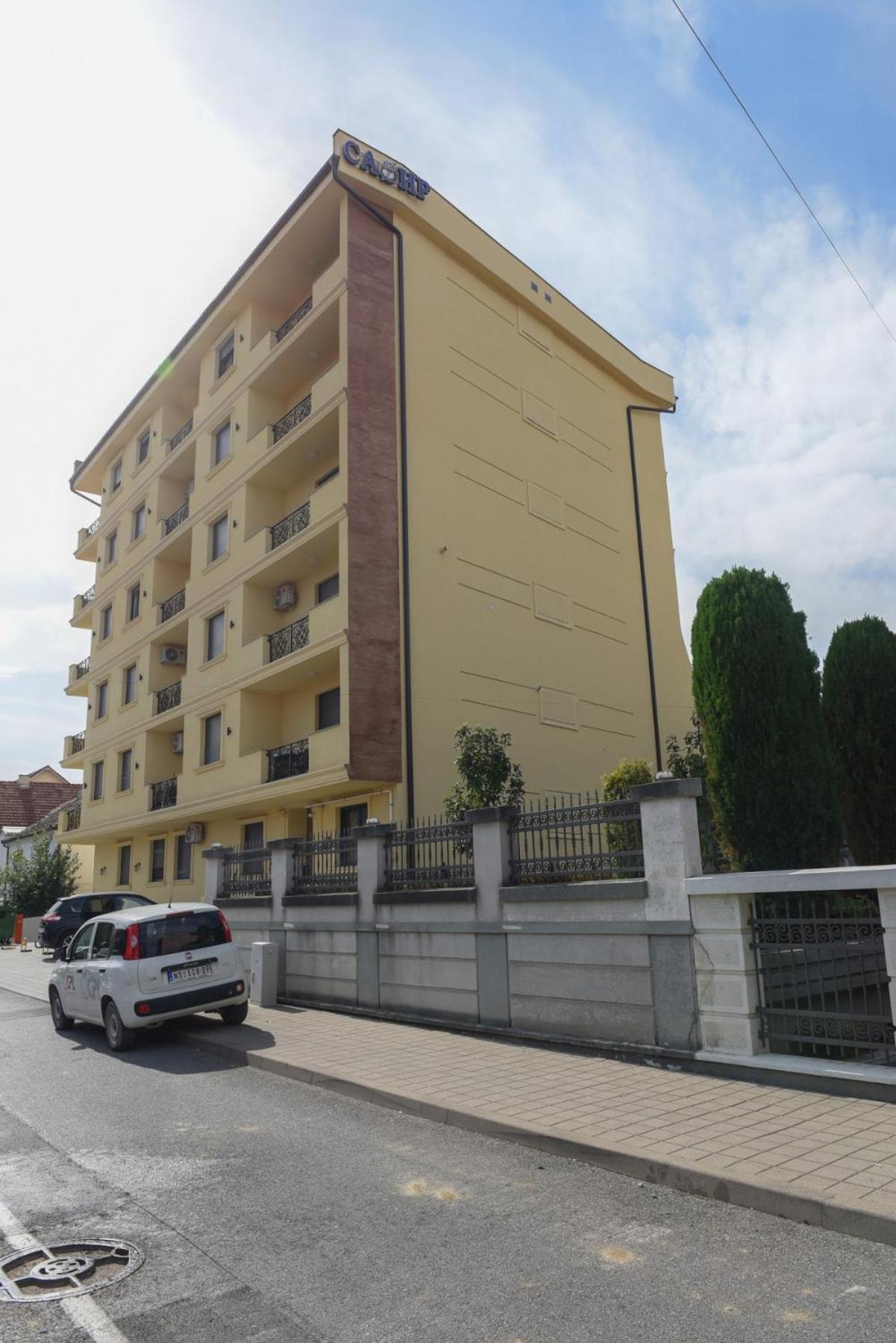 Stan na dan, Loznica view 2
