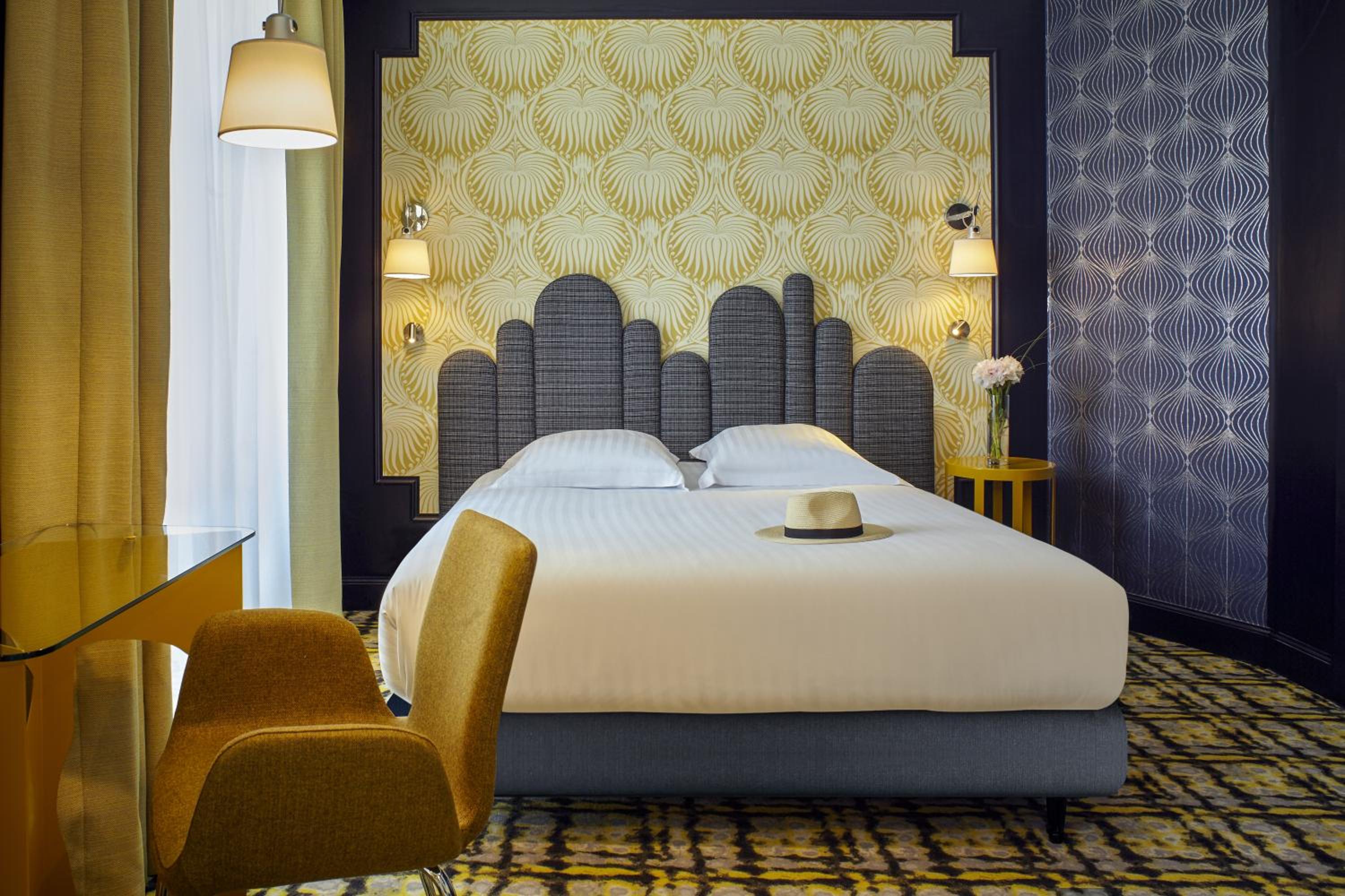 Montpellier Vacations - Grand Hotel du Midi Montpellier - Opera Comedie - Property Image 4
